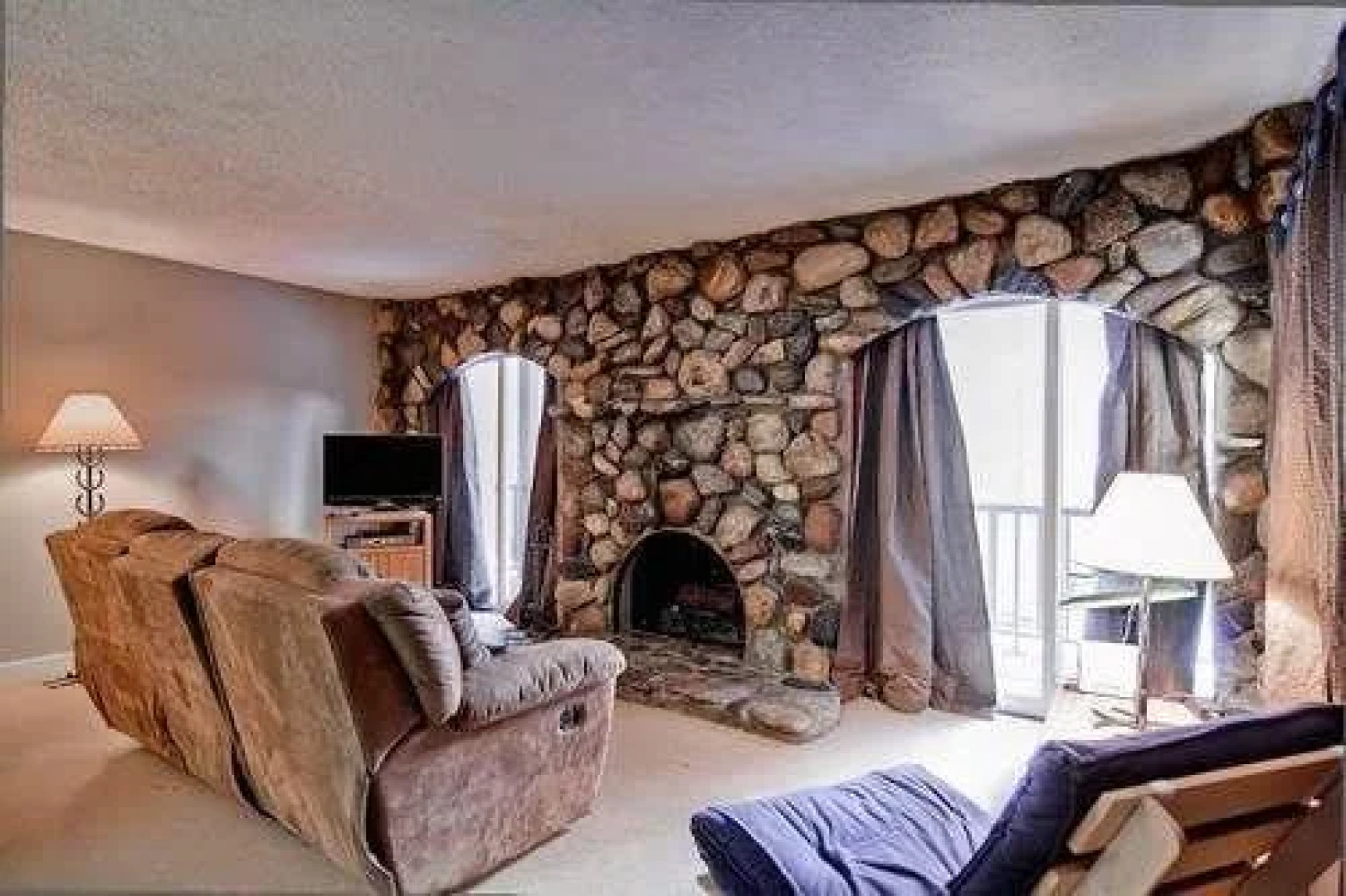 Trailview West Condominiums