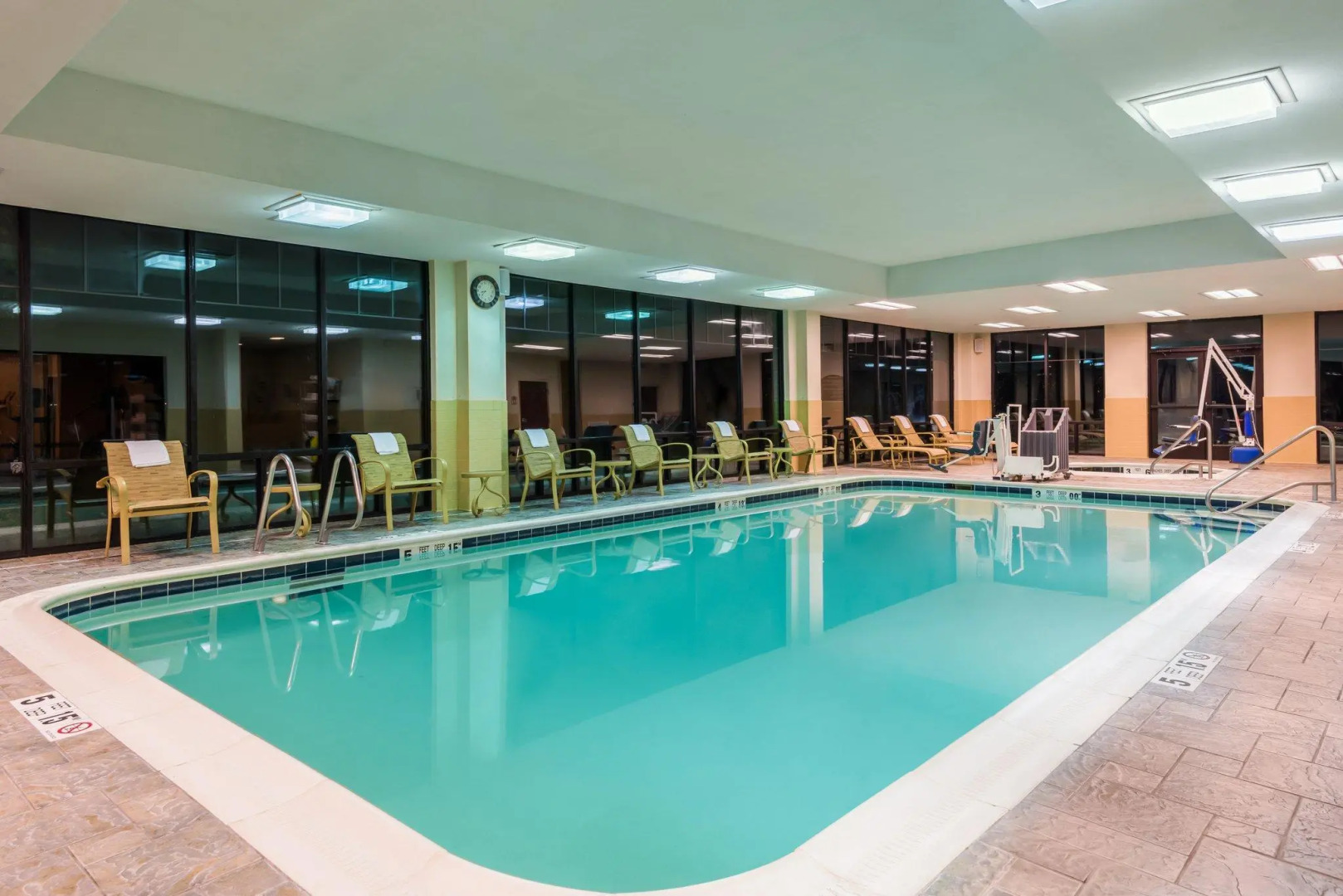 Holiday Inn Express & Suites Rochester Webster by IHG