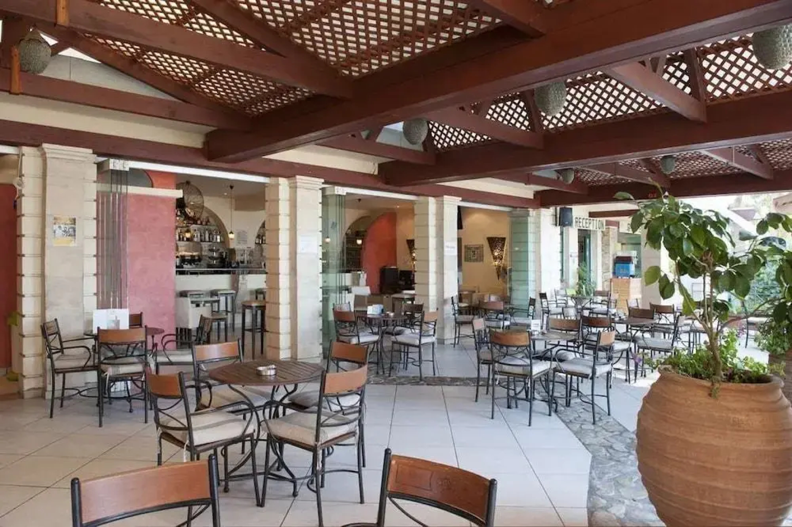Hotel Apollon