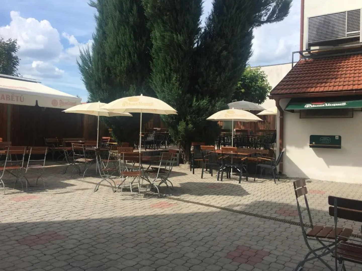 Apartmán 3, Suvorovova 158