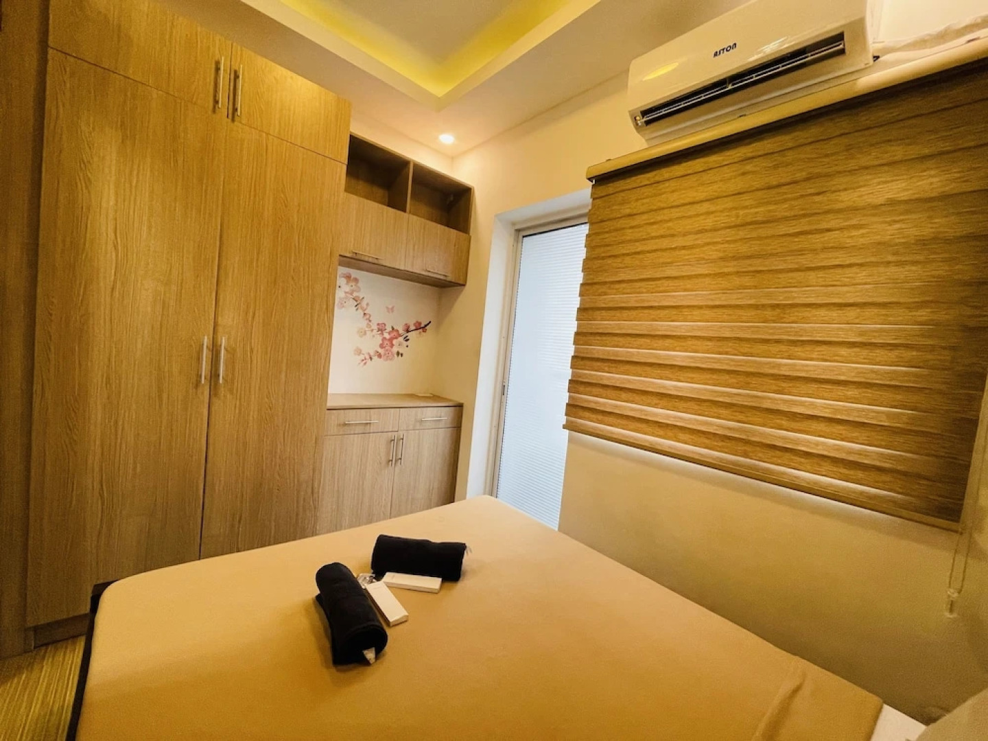 Taguig 1 Bedroom with Balcony Near Bgc
