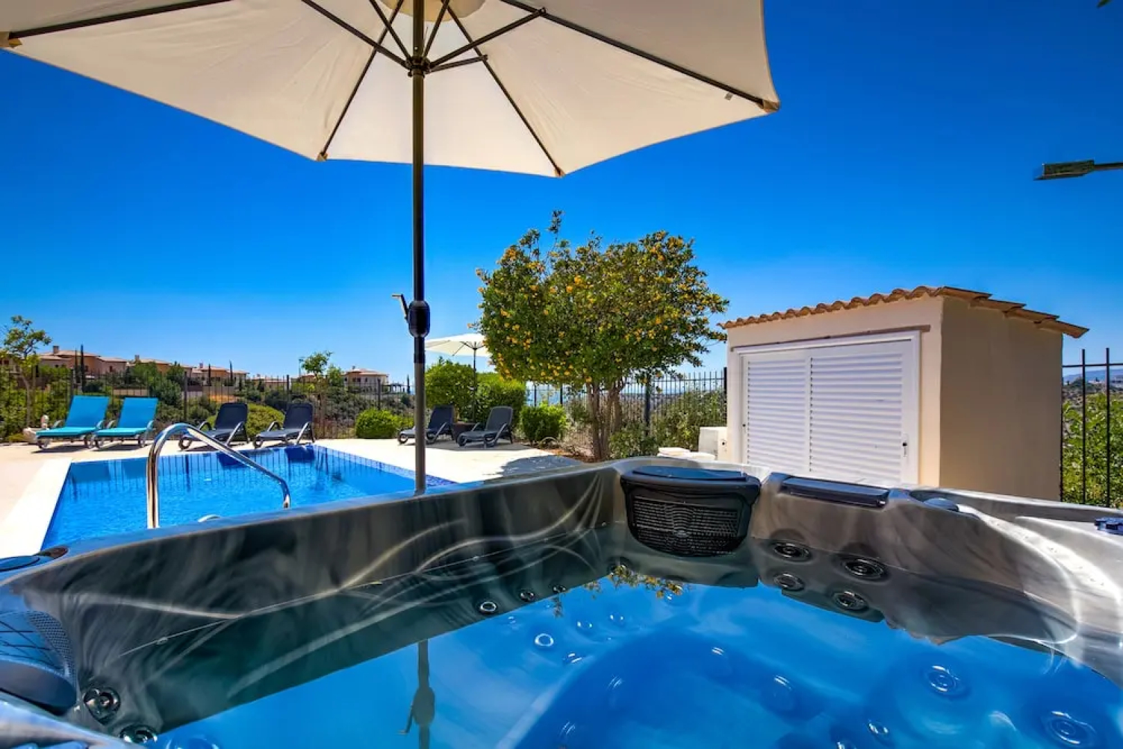 Stunning 3 bedroom villa 'BZ01' with private pool, stunning views, communal pool and resort facilities, Zephyros Village on Aphrodite Hills Re