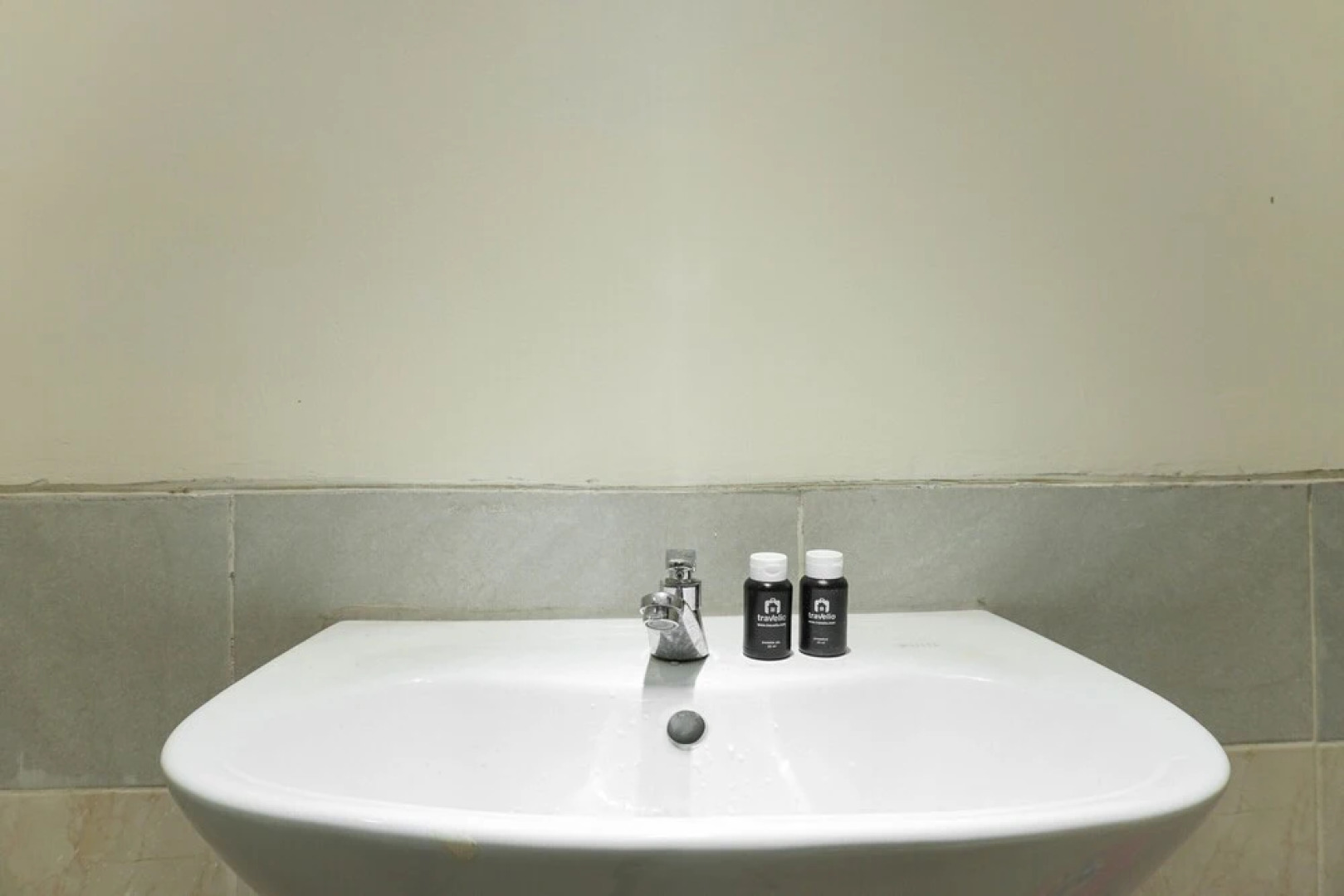 Great Choice 2BR at Meikarta Apartment