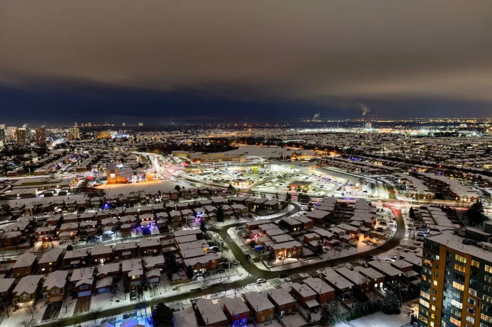 Pelicanstay at Square One Mall