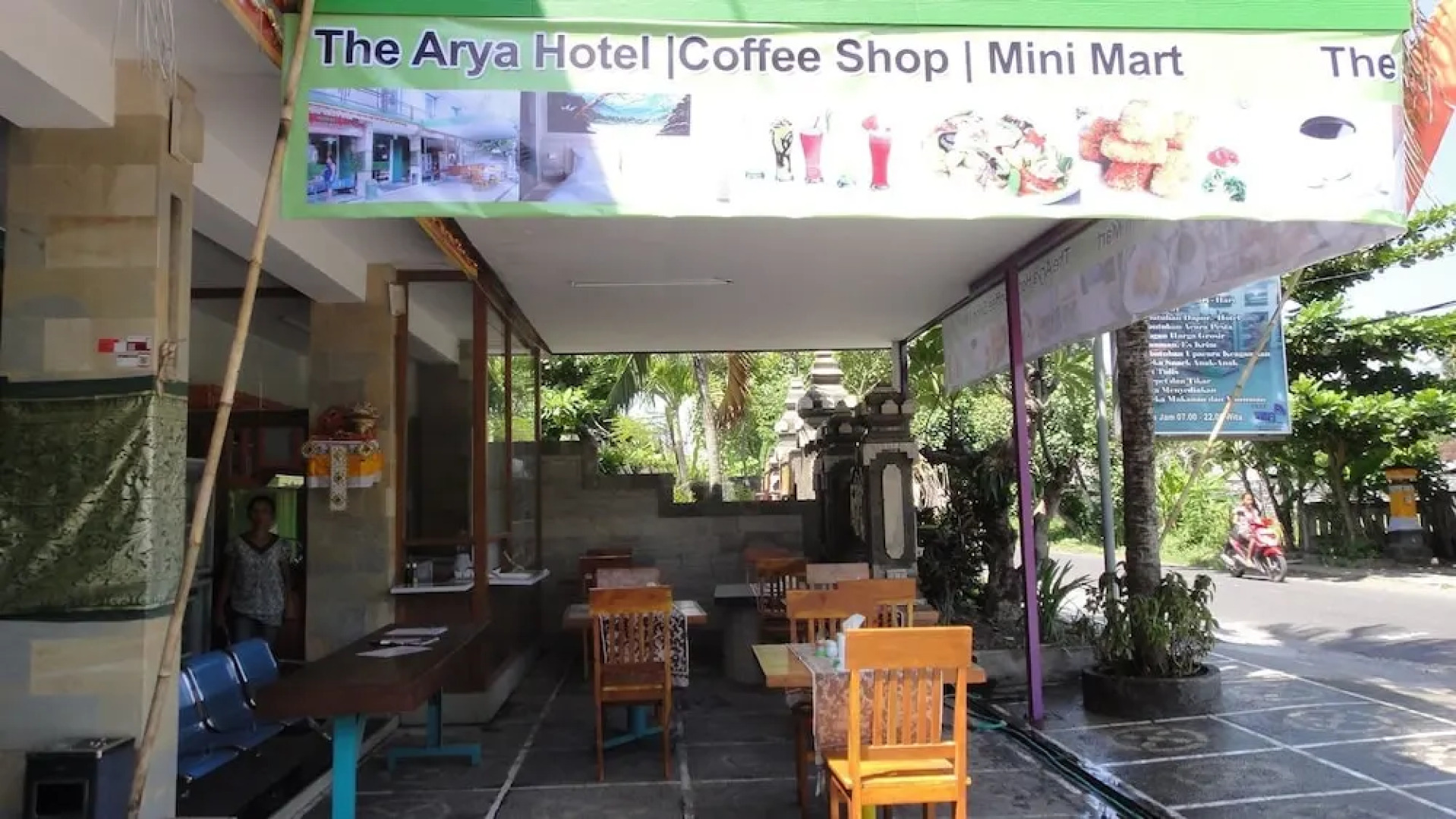 The Arya Hotel