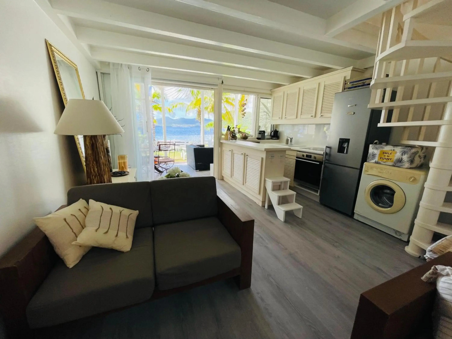 Blue Lagoon, cottage les pieds dans l eau