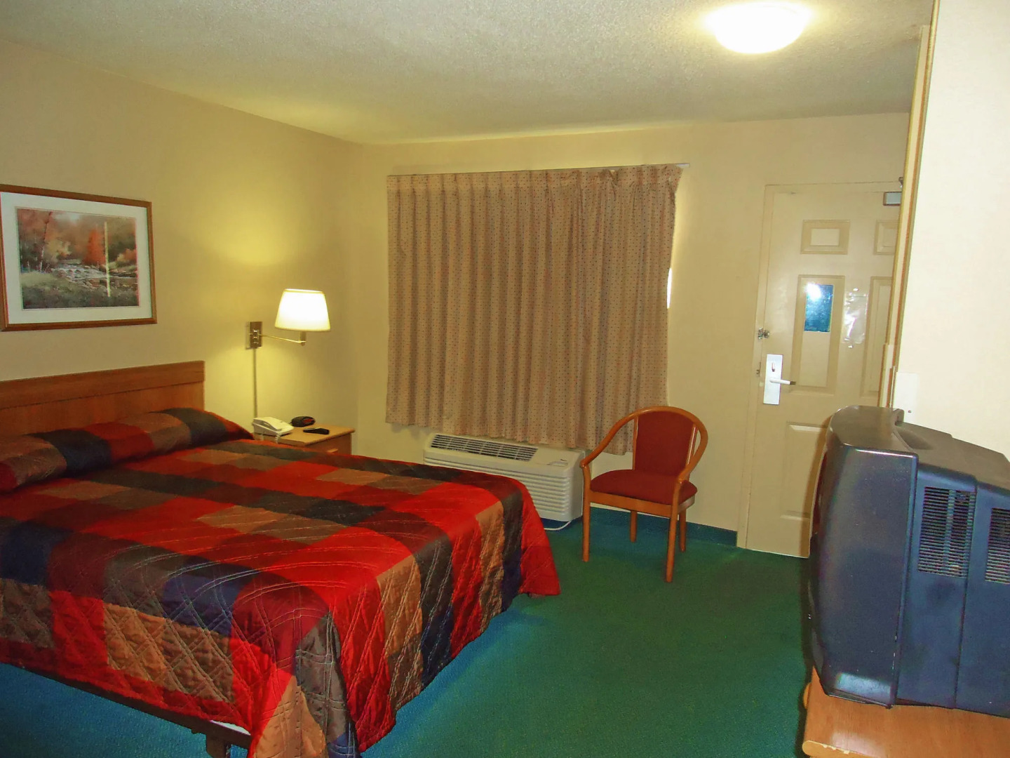 HomeTowne Studios by Red Roof Winston-Salem - University Pkwy