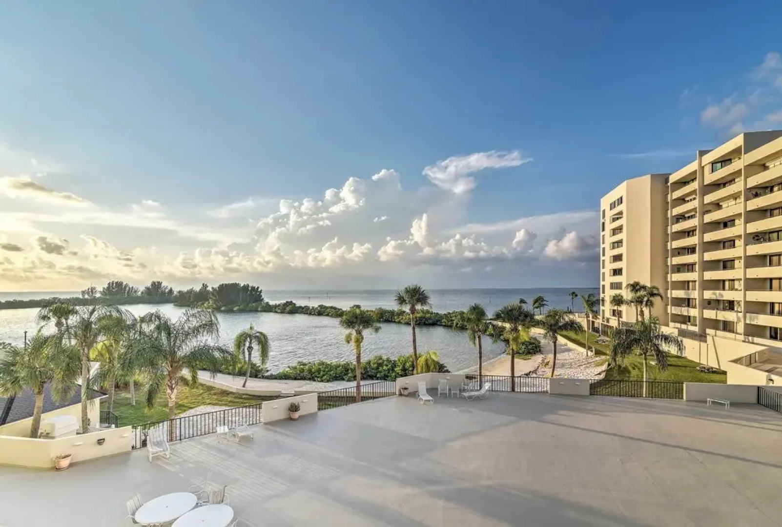 Gulf-view Hudson Condo in Waterfront Resort!