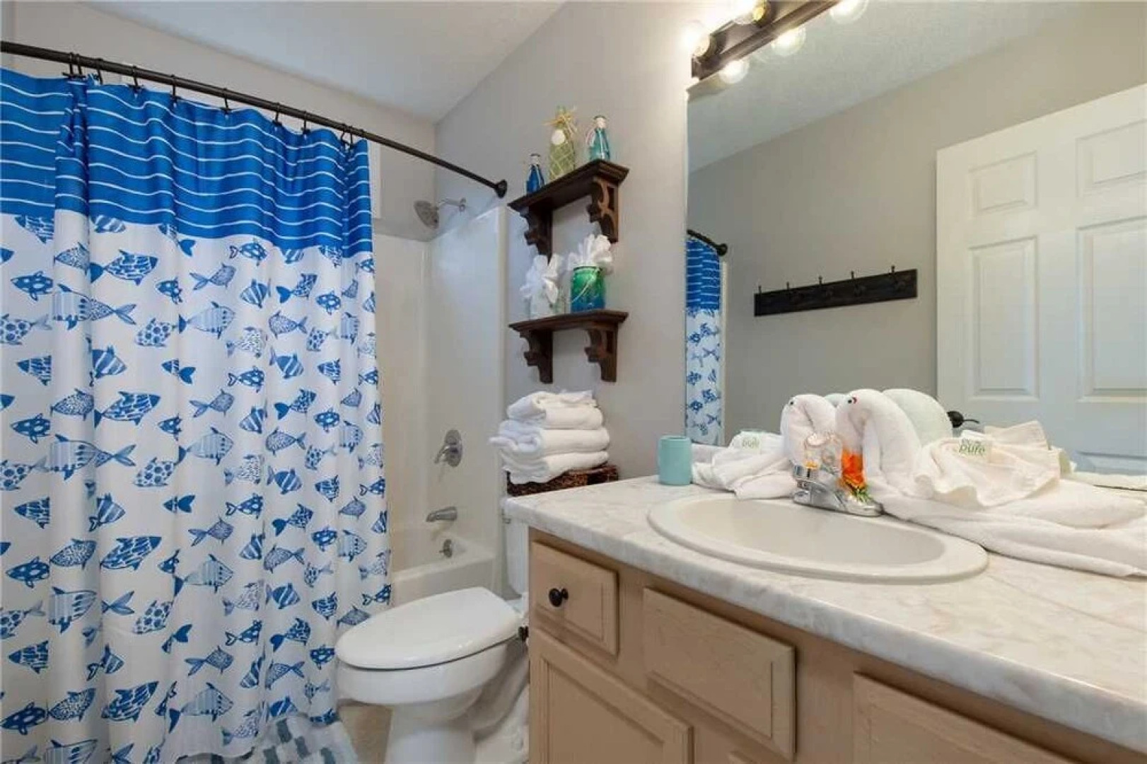 Kickback Kabin - Three Bedroom Cabin