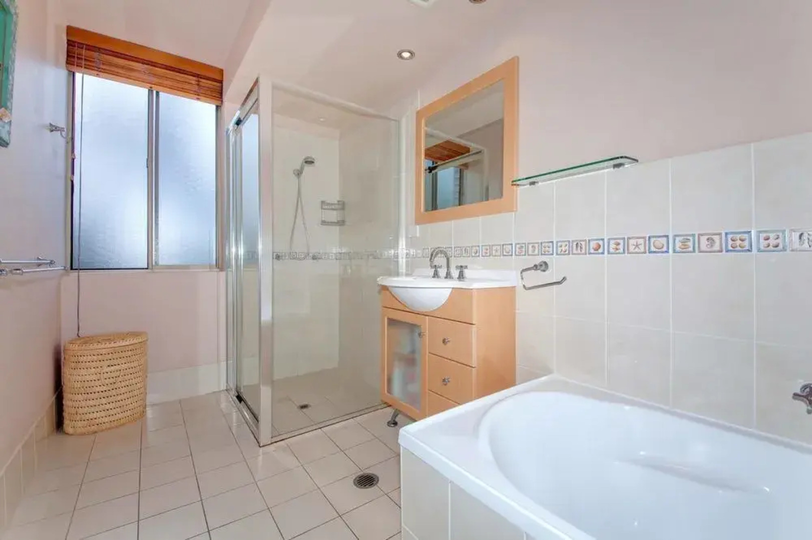 Mistral Court Unit 9 17 Mistral Close