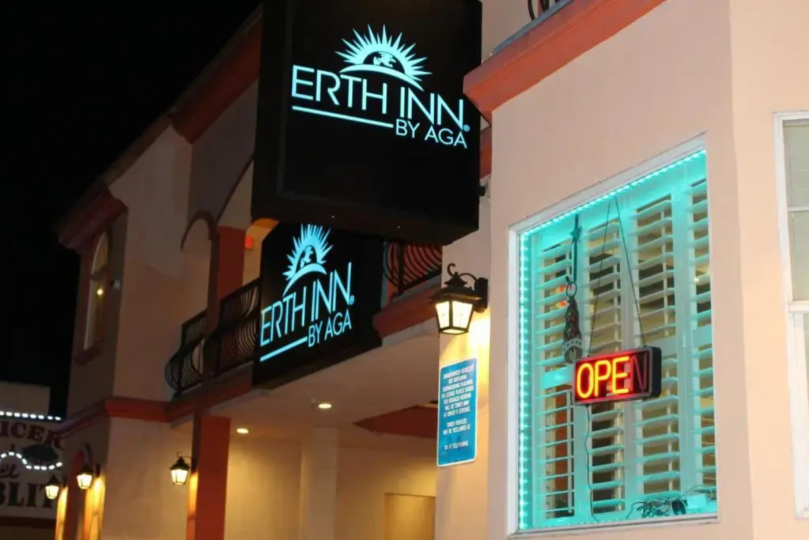 ERTH INN by AGA, Maywood