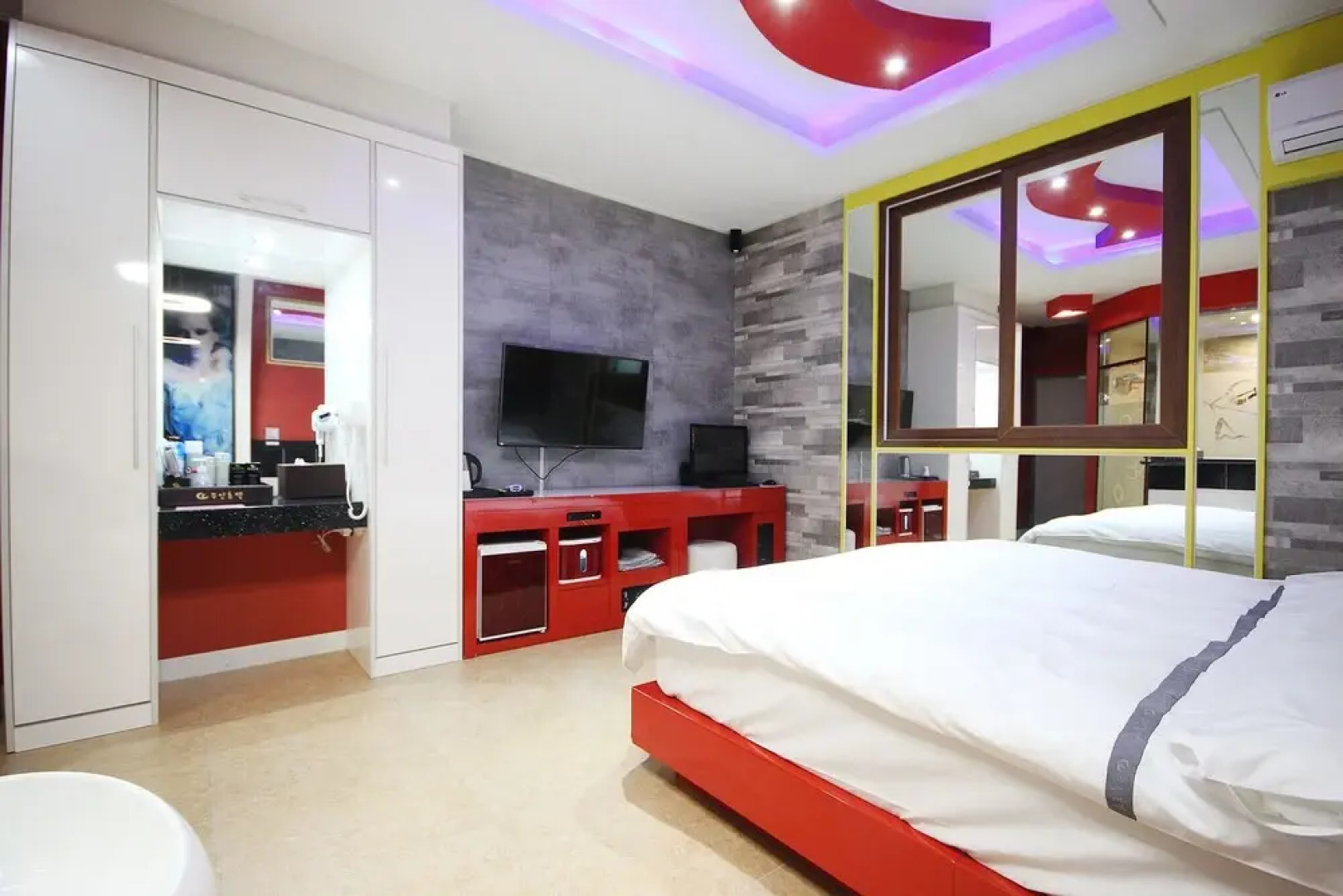 Yeonggwang CC Self Check-in Motel