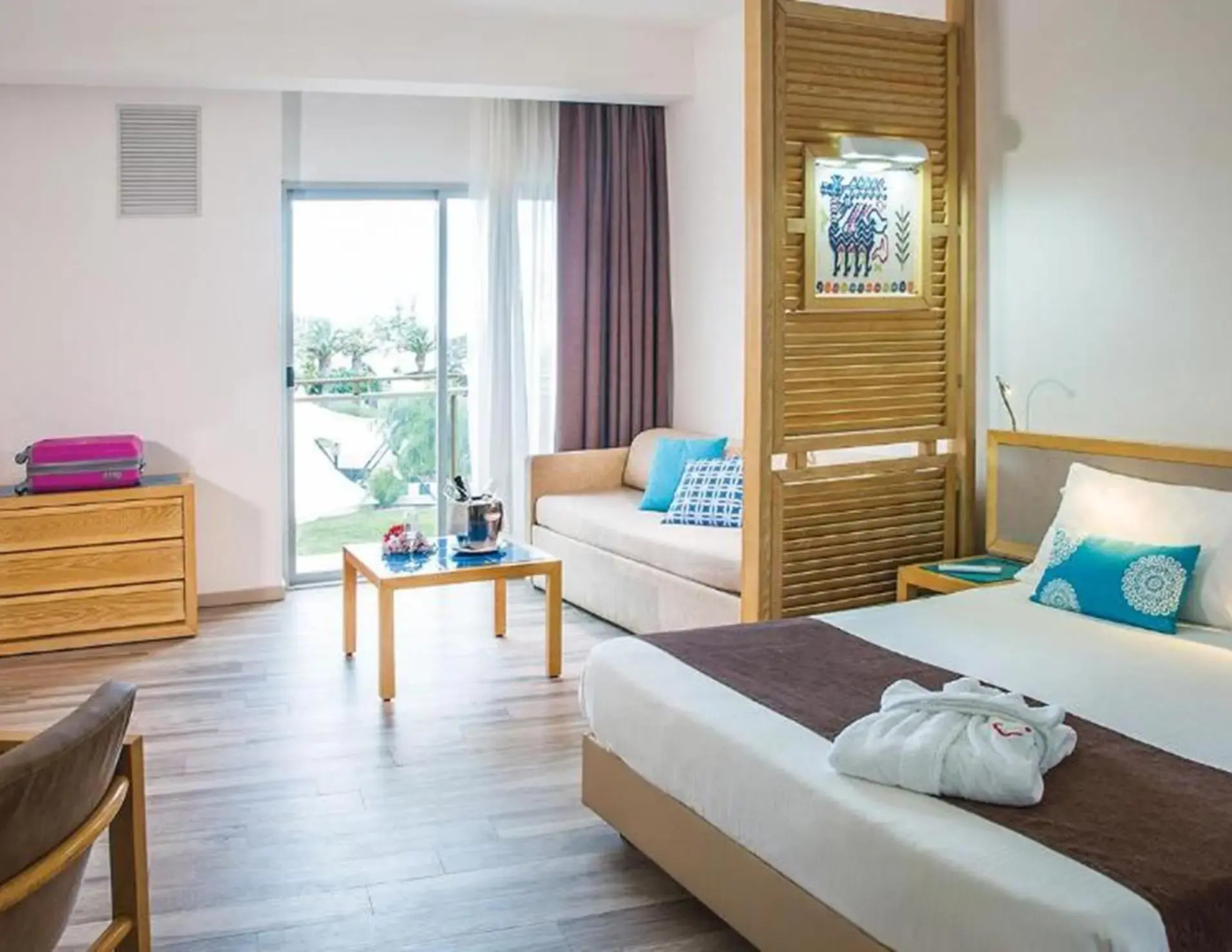 Hotel Baia Di Conte