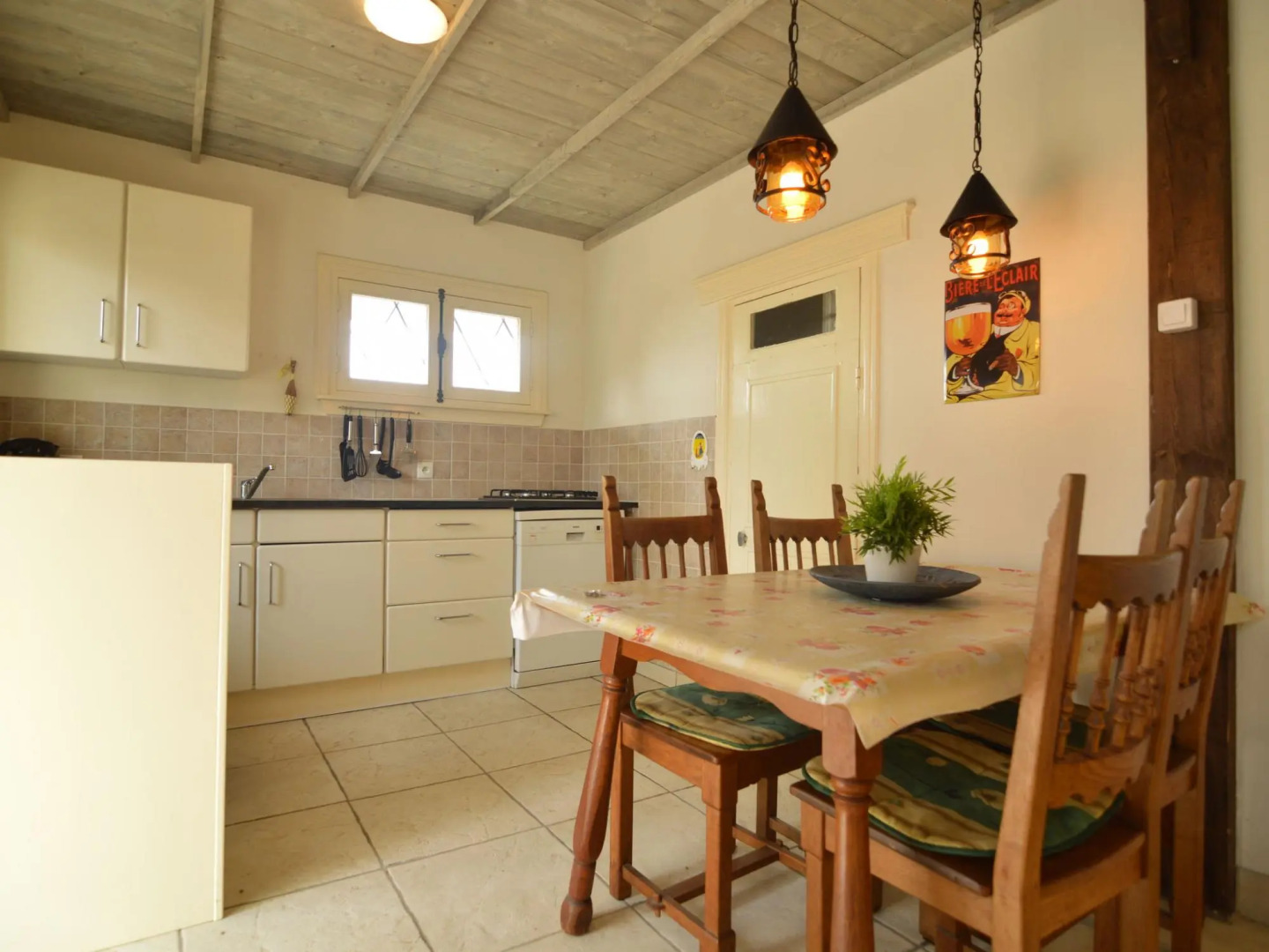 Unique Child-friendly Holiday Home in Saint-Honore-les-Bains