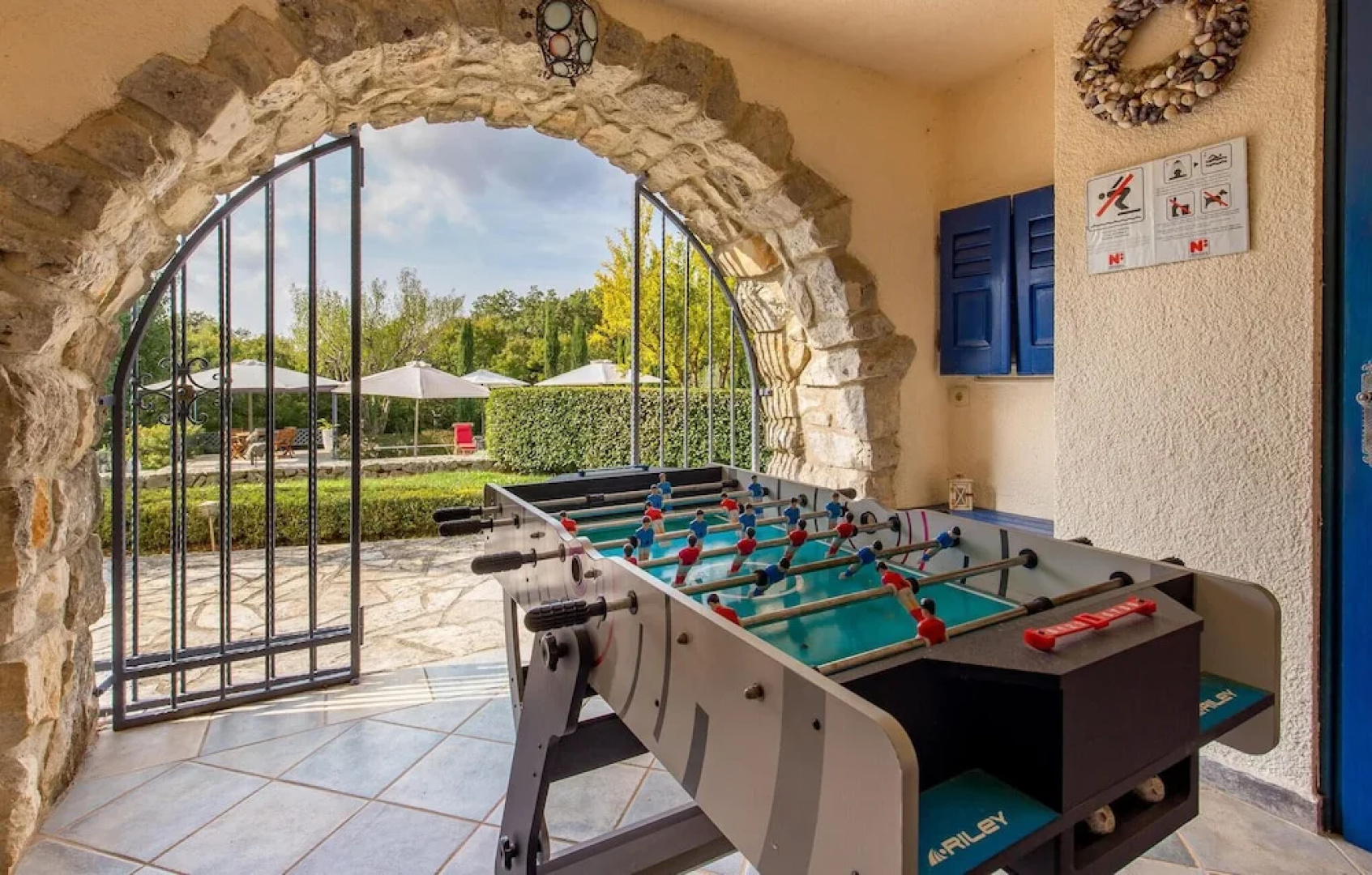 Awesome Home in Dobrinj With Wifi and 2 Bedrooms