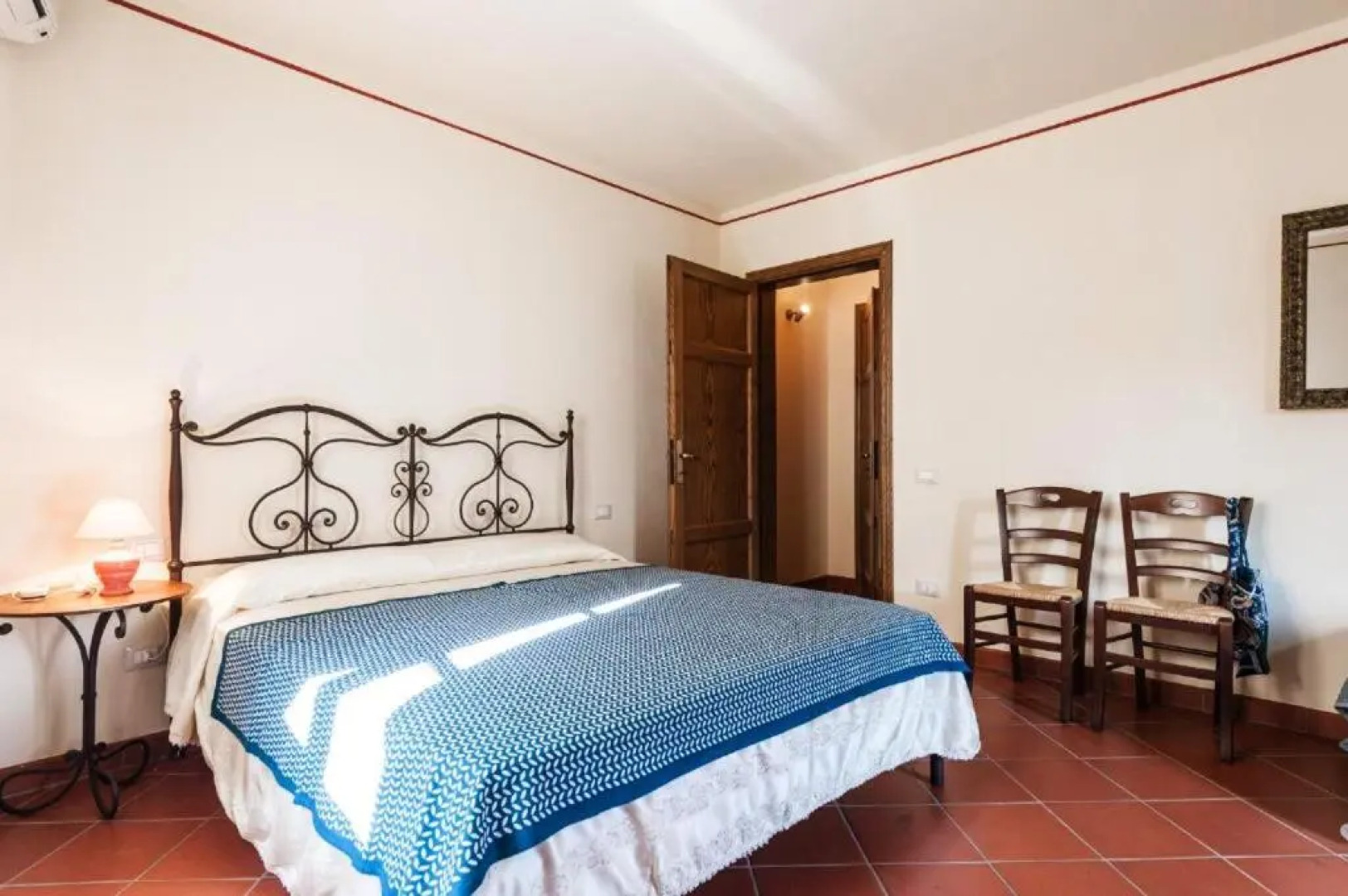 2 bedrooms appartement with shared pool terrace and wifi at Montecarlo