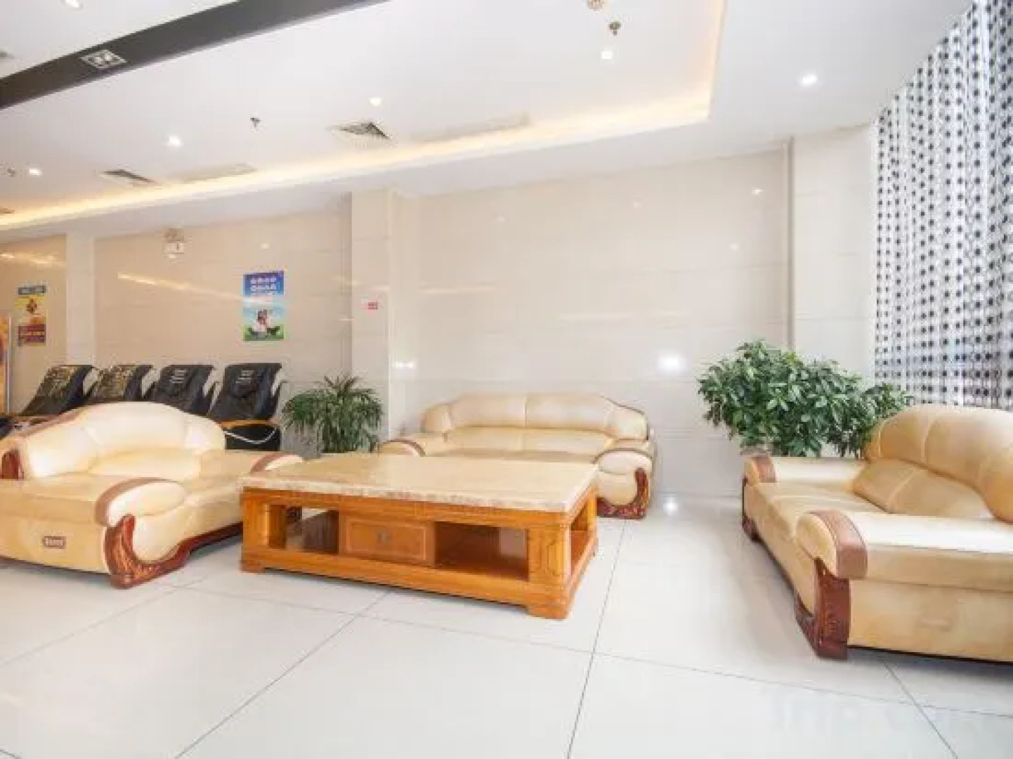 Junlin Jingxiu Hotel