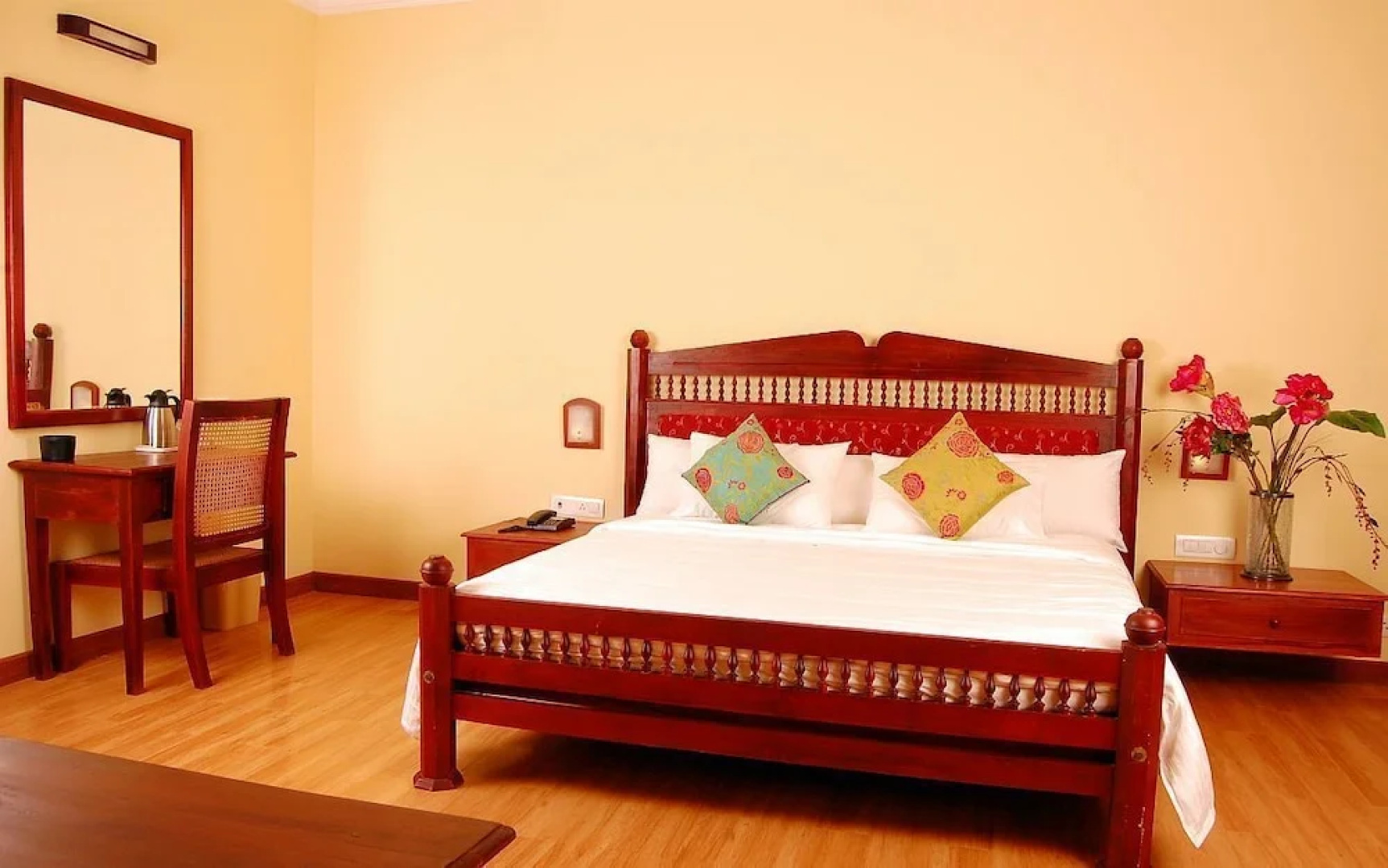 Manor Backwater Resort