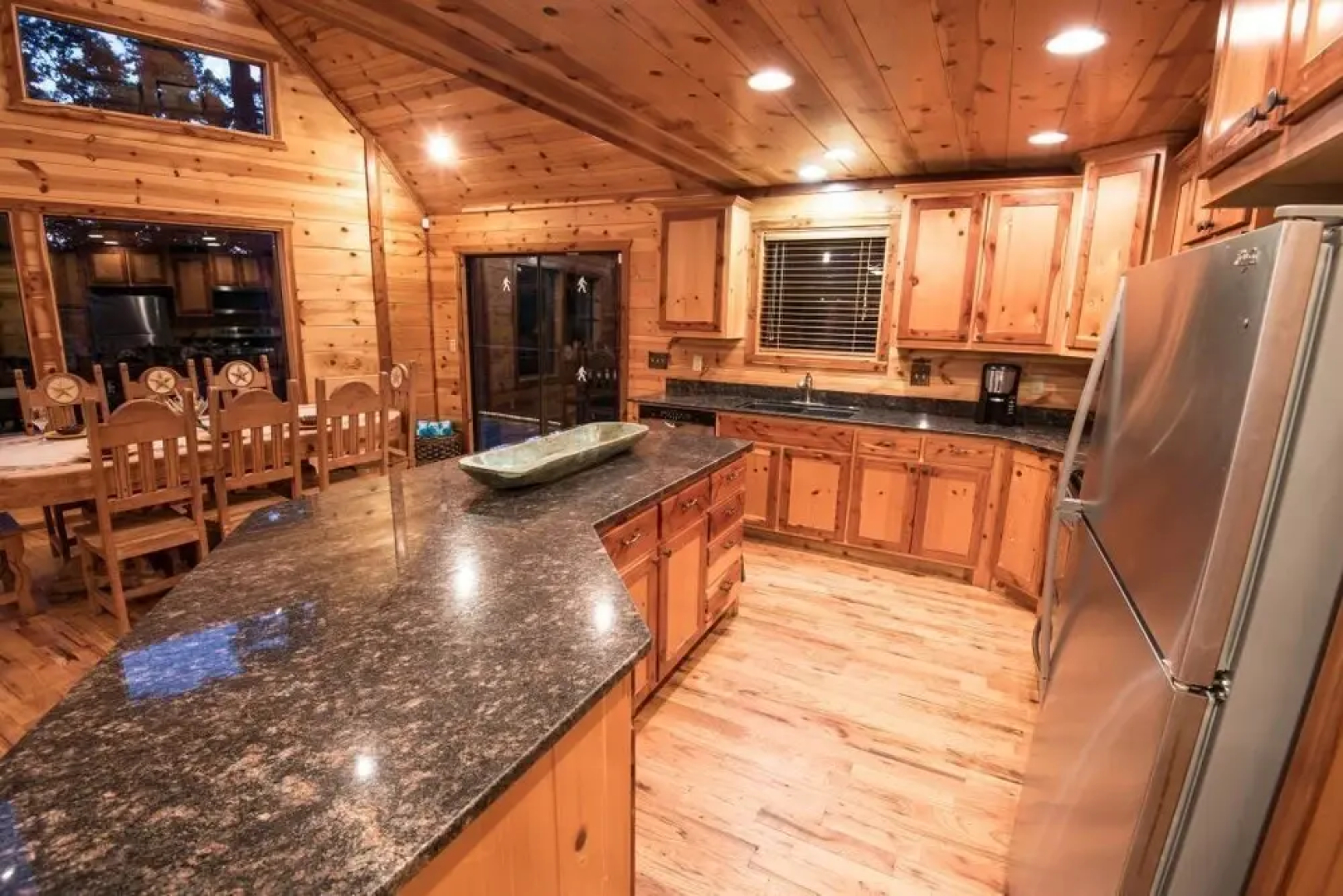Mountain Dream Lodge - 4 Br Cabin