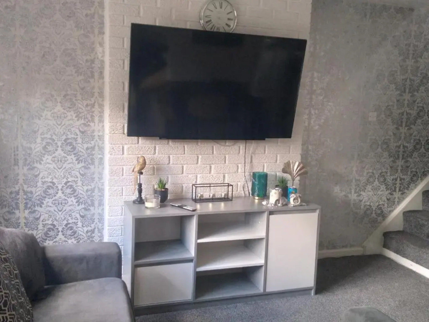 2 Bed House - Sleeps 4 - Pets - Garden - Parking