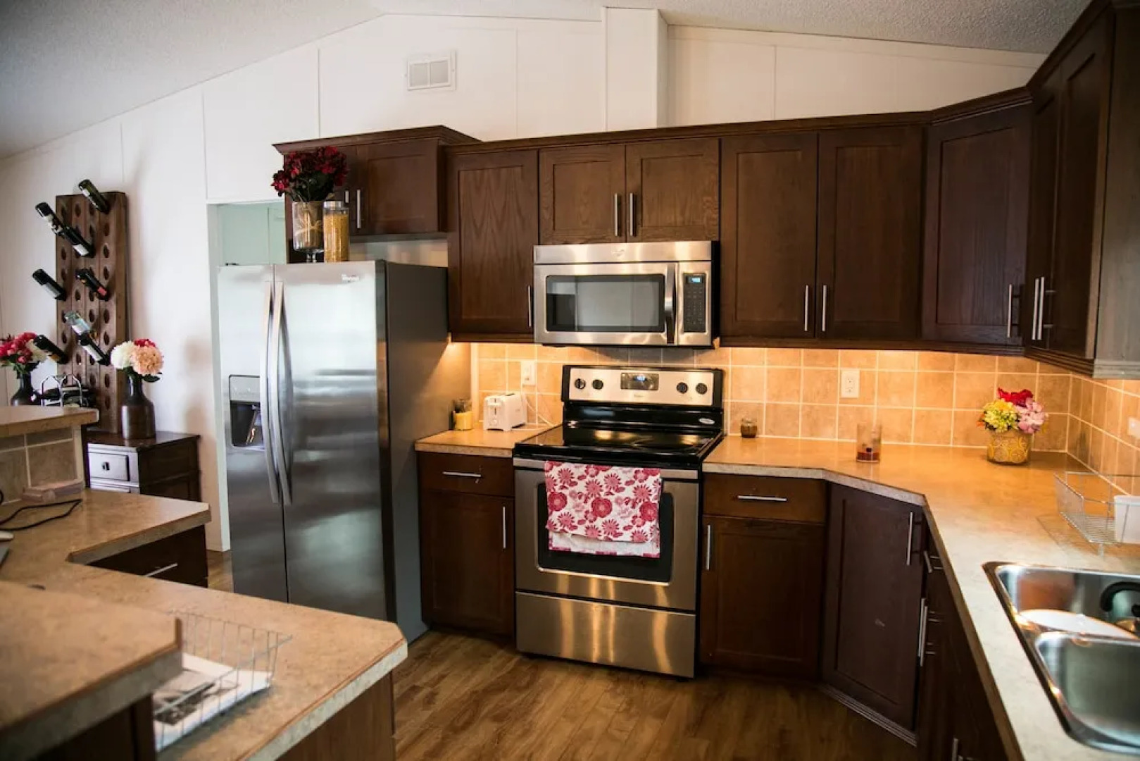 Lou & Francis Guest House