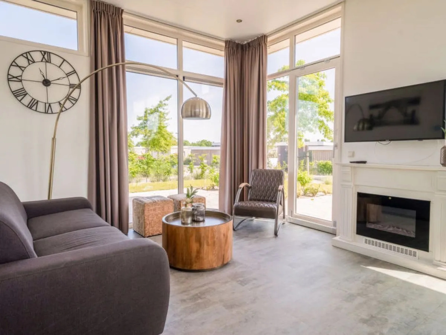 Resort De Kraaijenbergse Plassen 26622