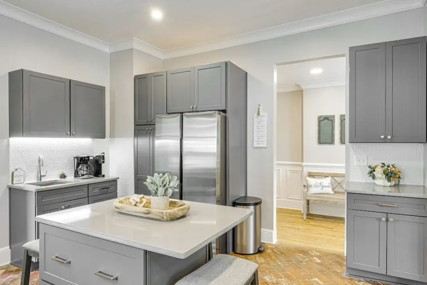 Lebanon Retreat: Decks, Fire Pit & Yard