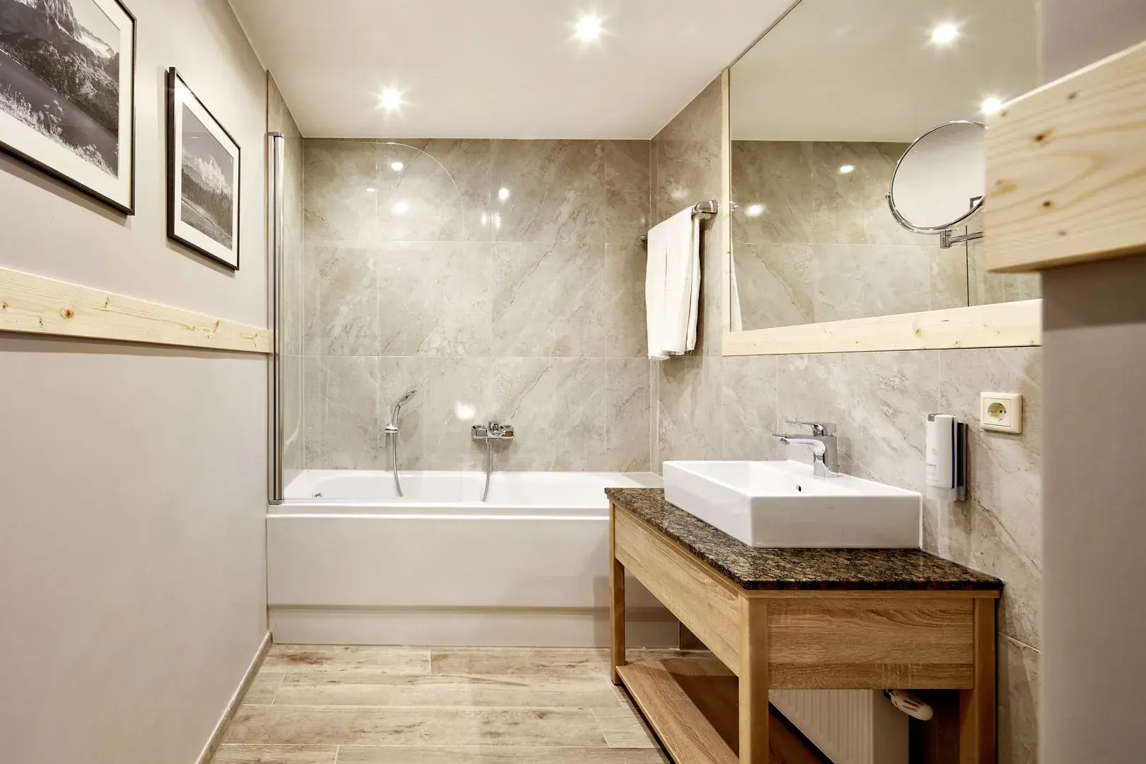 Das Alpenhaus Katschberg.1640