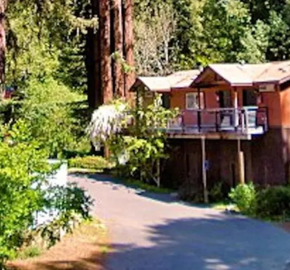 Creekside Inn & Resort