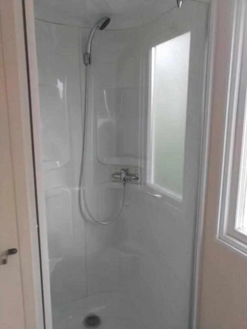 Mobil-home 42, proche animations