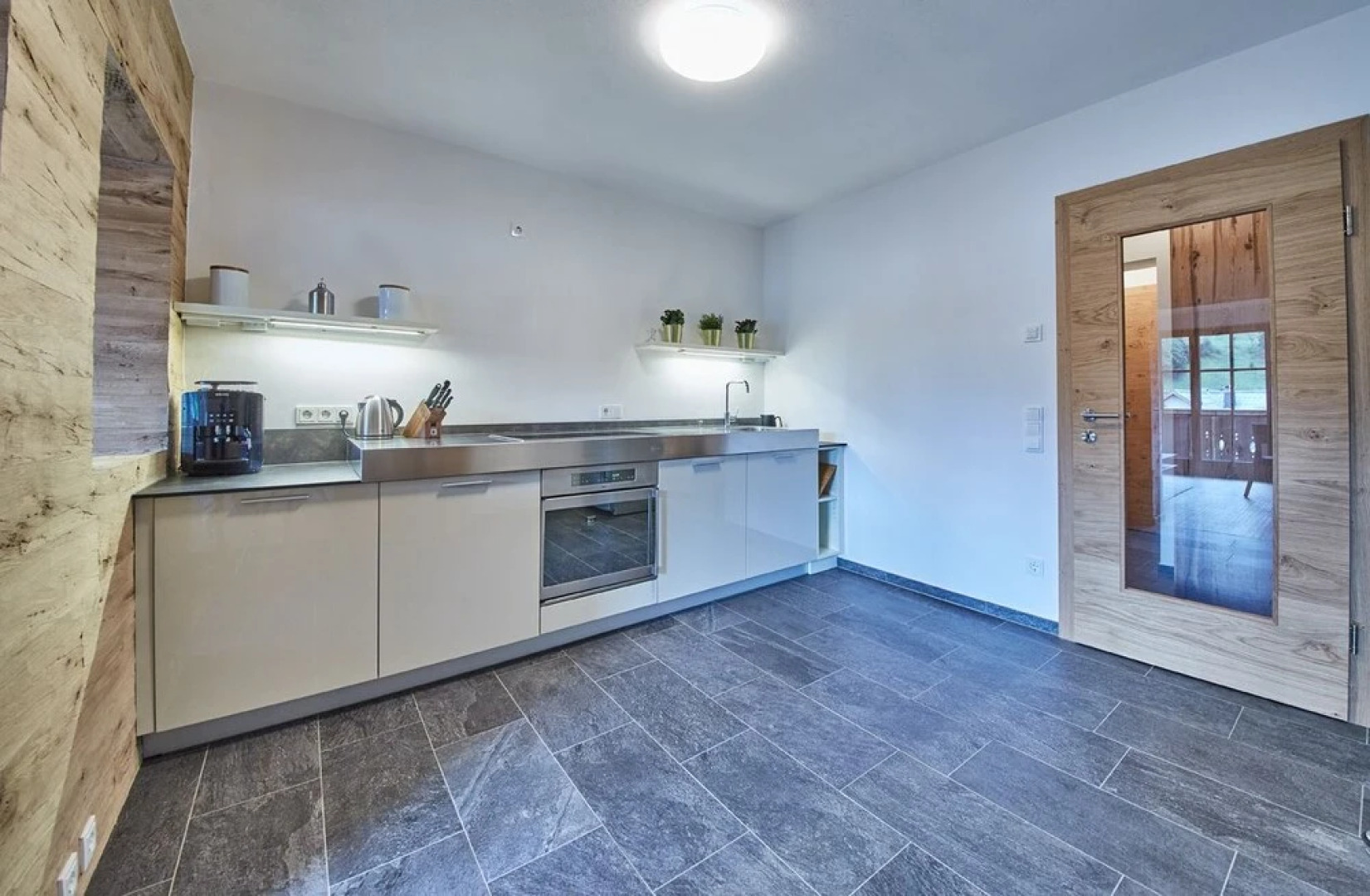 The Peak - Premium Apartments