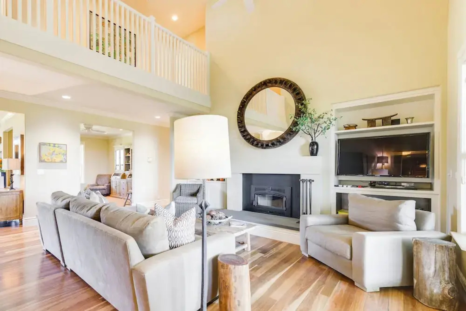 Kelseyville Home w/ Private Pool & Vineyard Views!