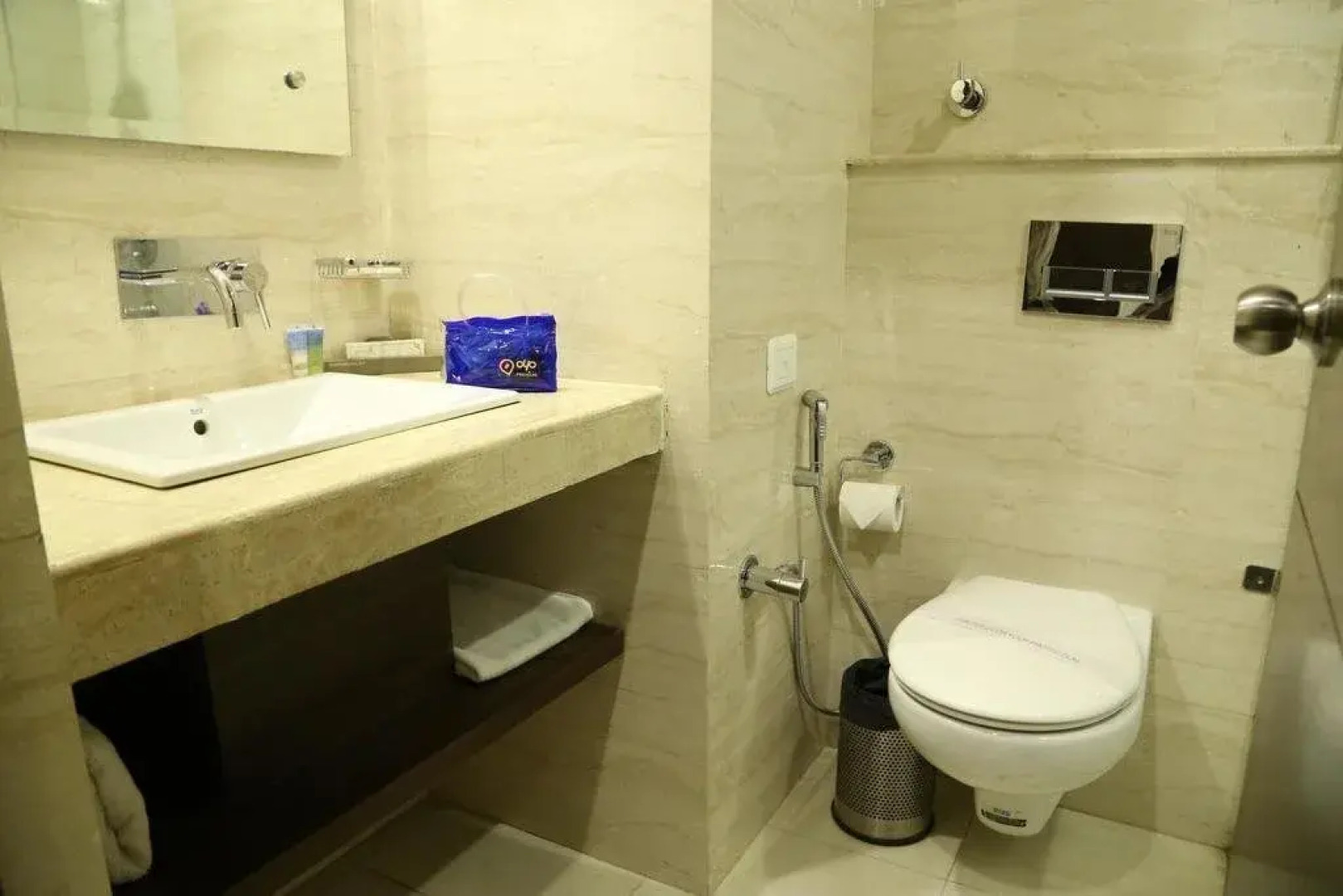 OYO Premium IVY Hospital