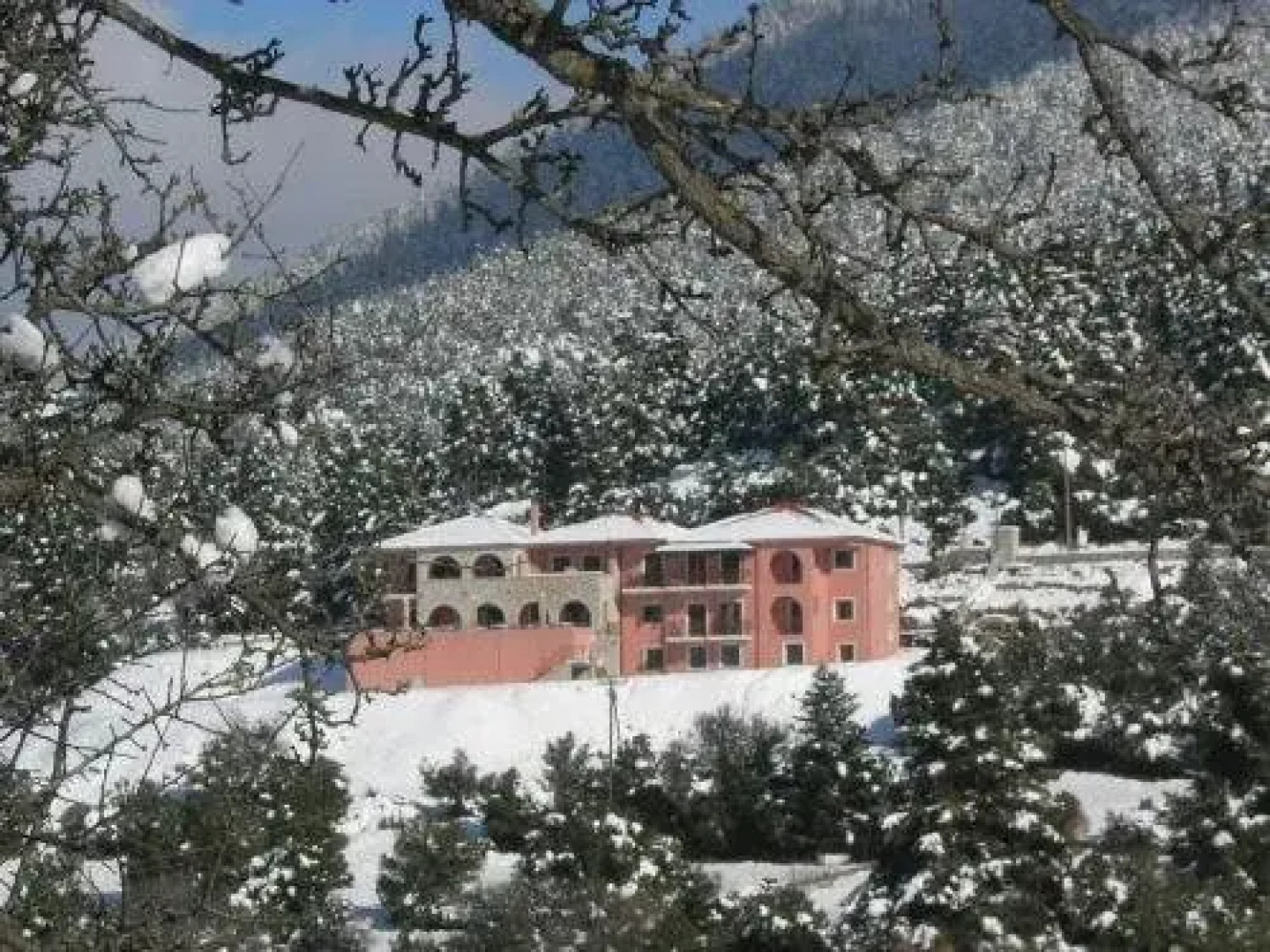 Vytina Mountain View