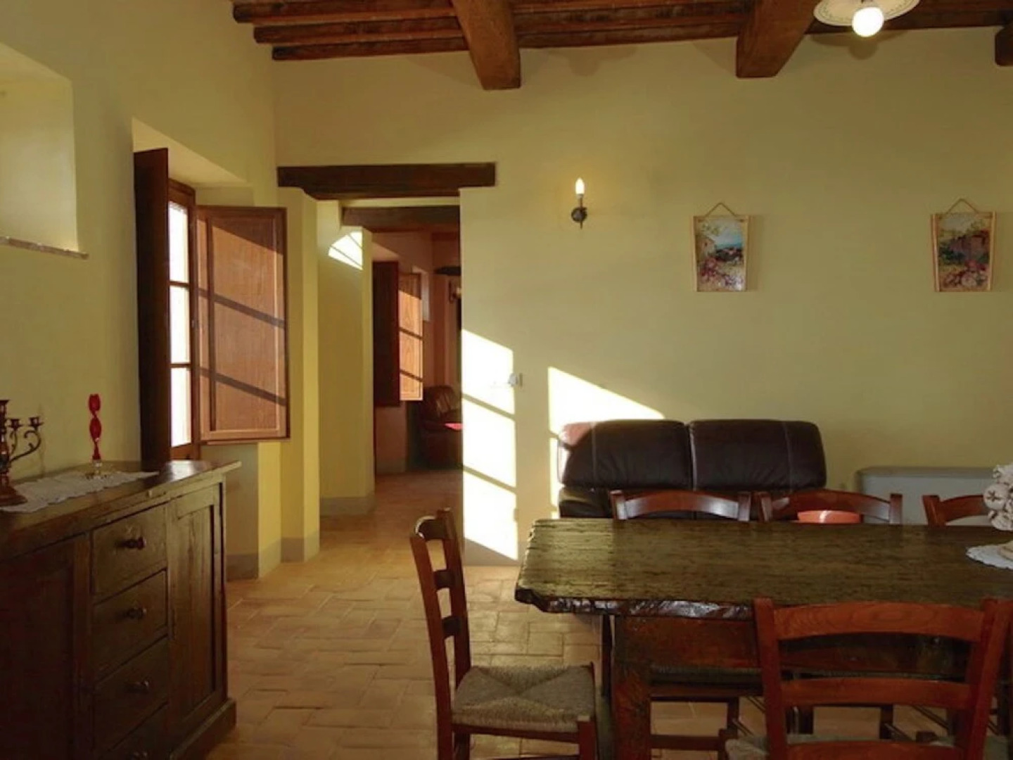 Lovely Villa in Tuoro sul Trasimeno with Pool