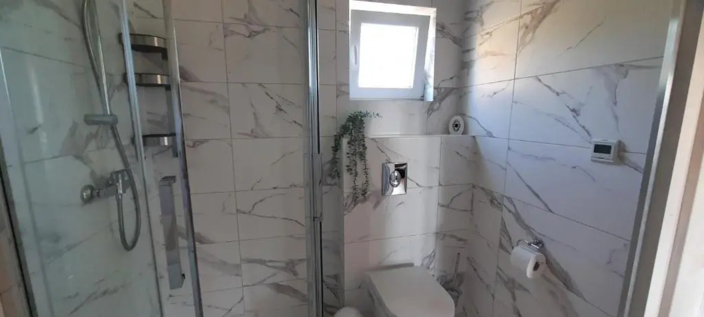 Szary Domek Nad Jeziorem 2