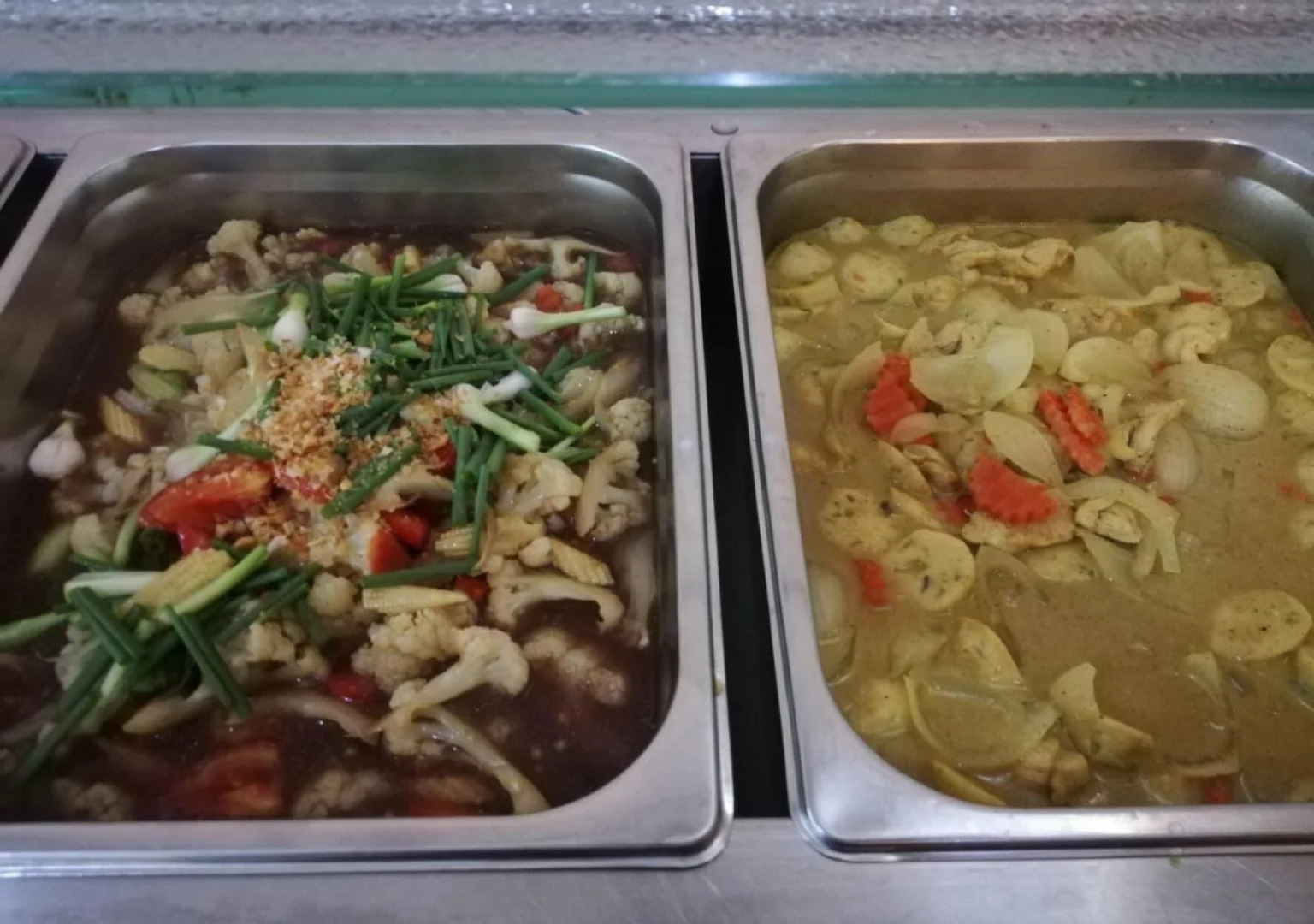 J TWO S Pratunam Hotel