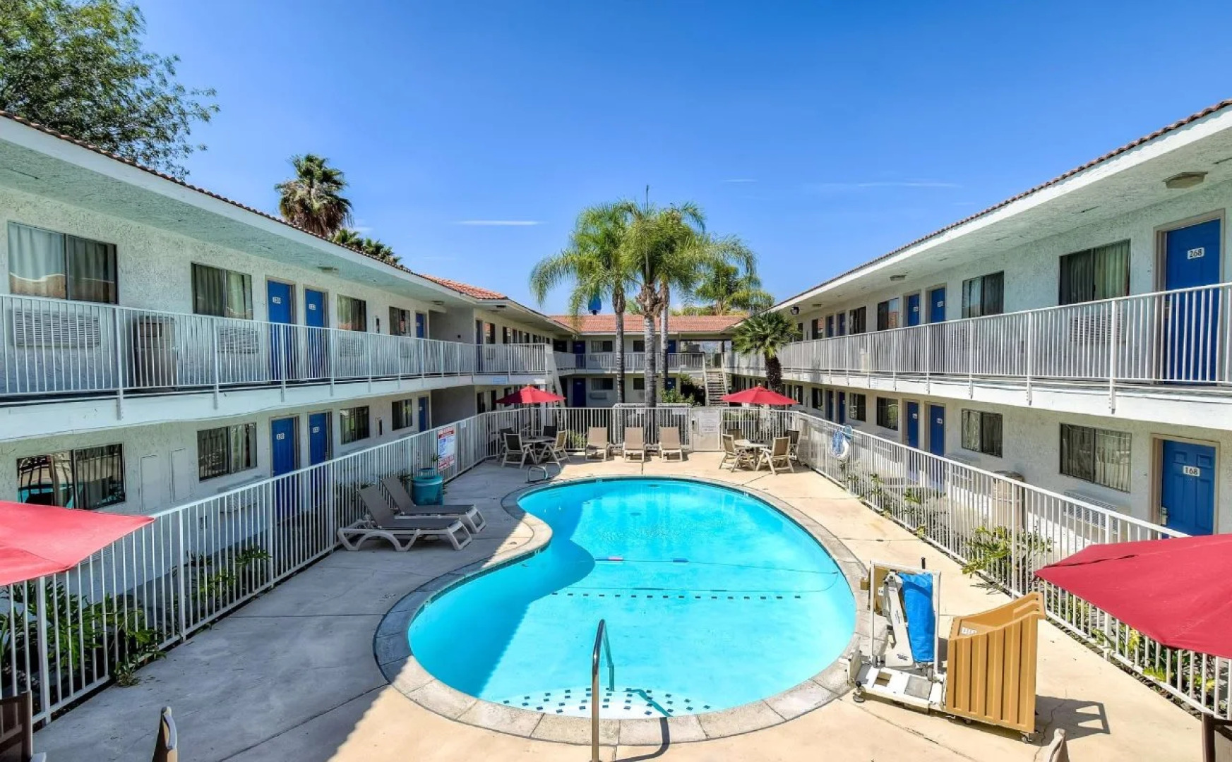 Motel 6 Rowland Heights, CA - Los Angeles - Pomona