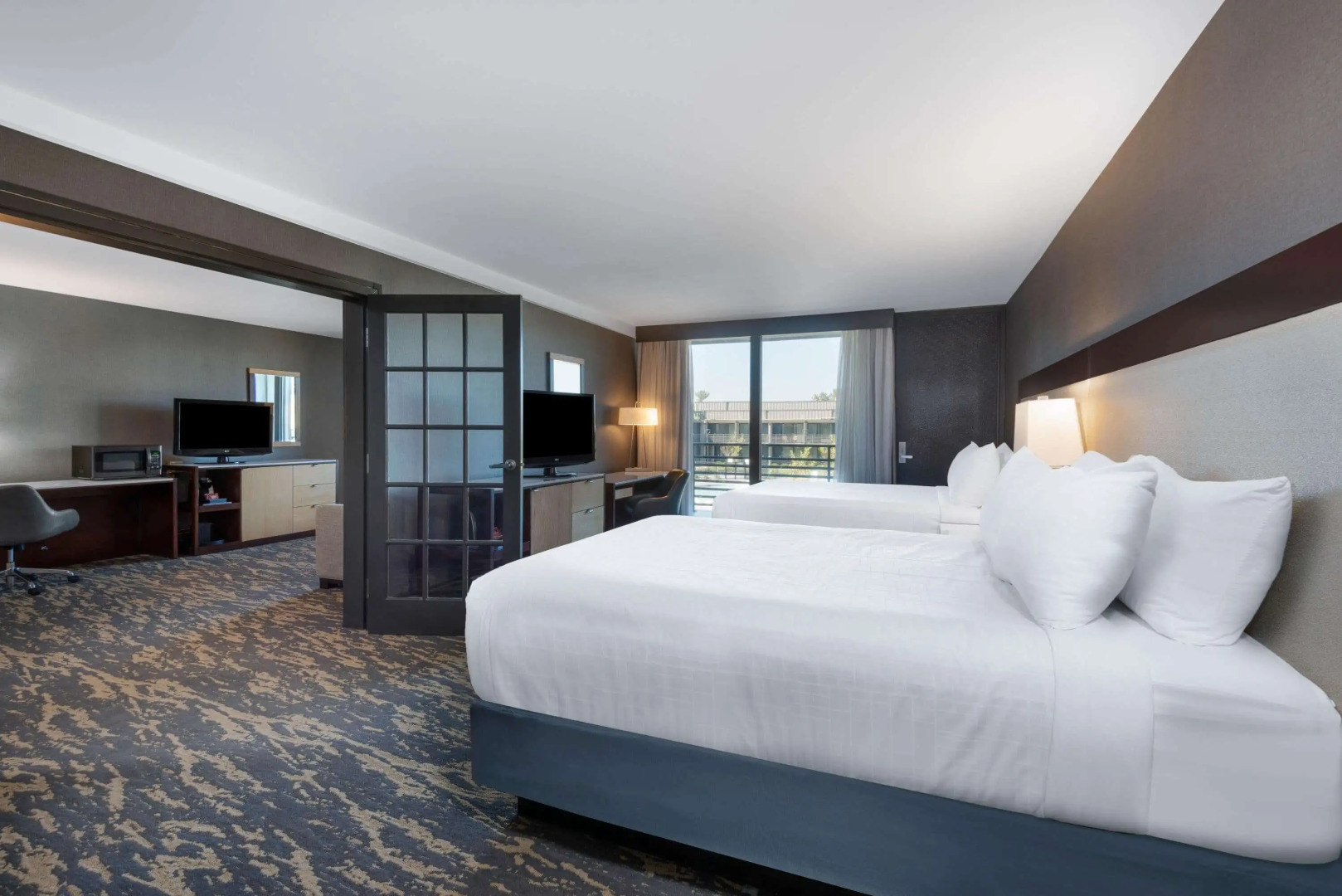 Wyndham Lancaster Resort & Convention Center