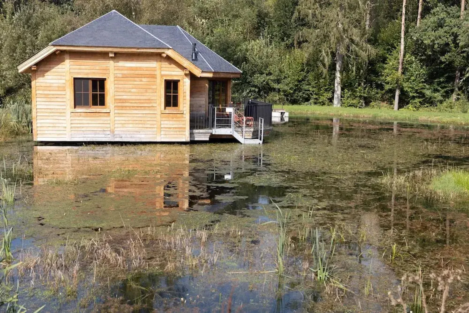 Woodland Cabin in Vencimont