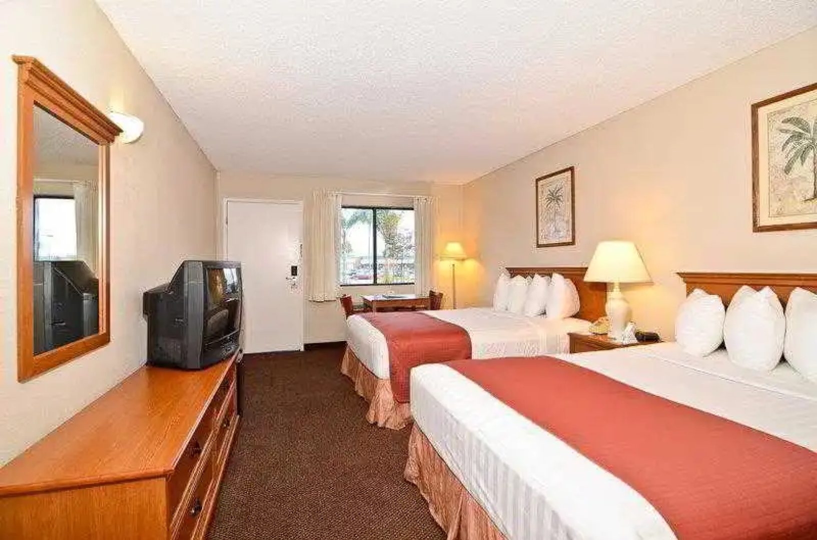 Best Western Golden Triangle Inn