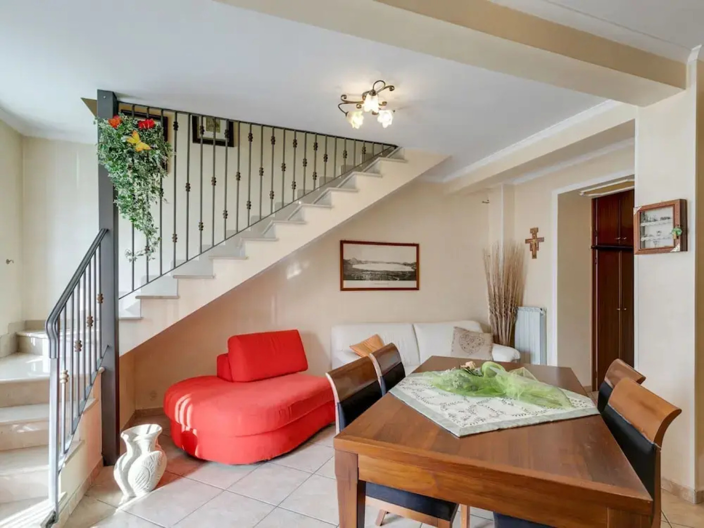 Belvilla by Oyo Sirente House