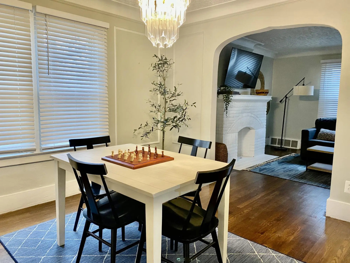 Cozy and Comfortable Apartment