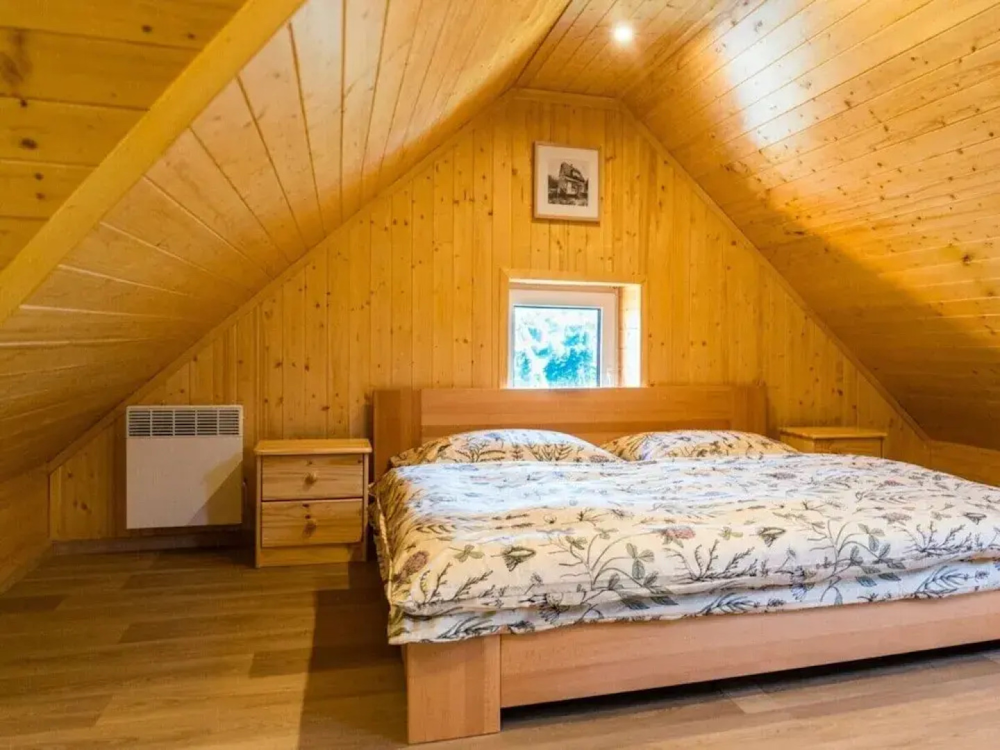 Spacious Villa With Swimming Pool