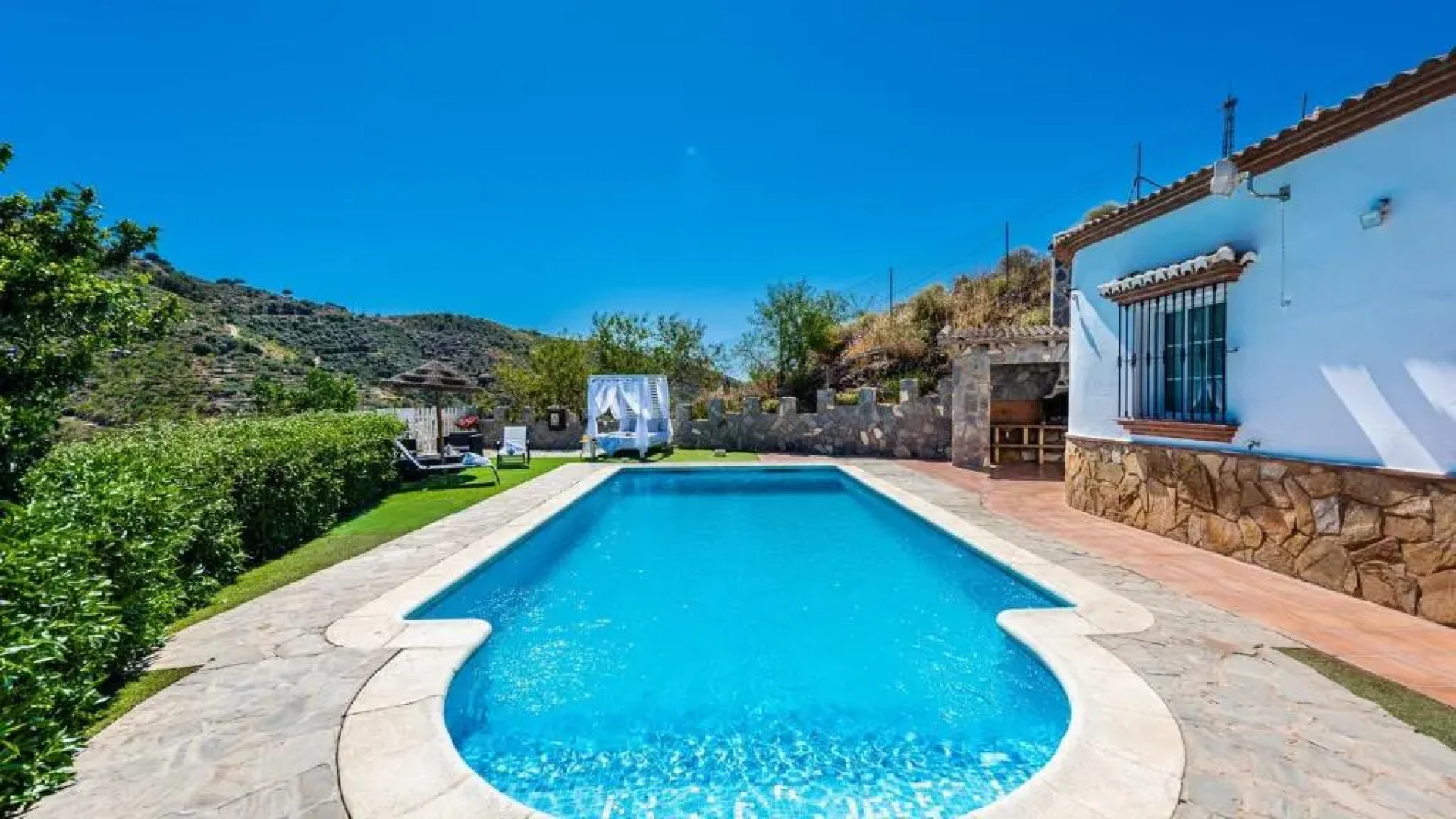 Villa Yasleni Arenas by Ruralidays