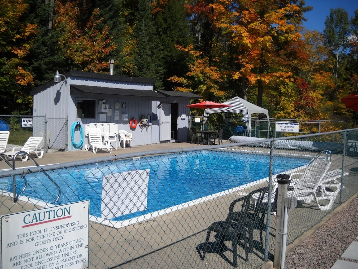 Lakeview Motel