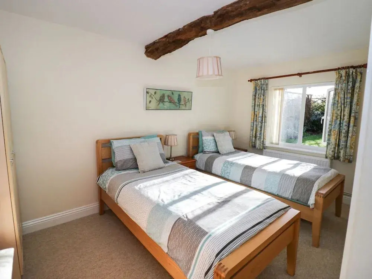 The Hideaway, Pershore