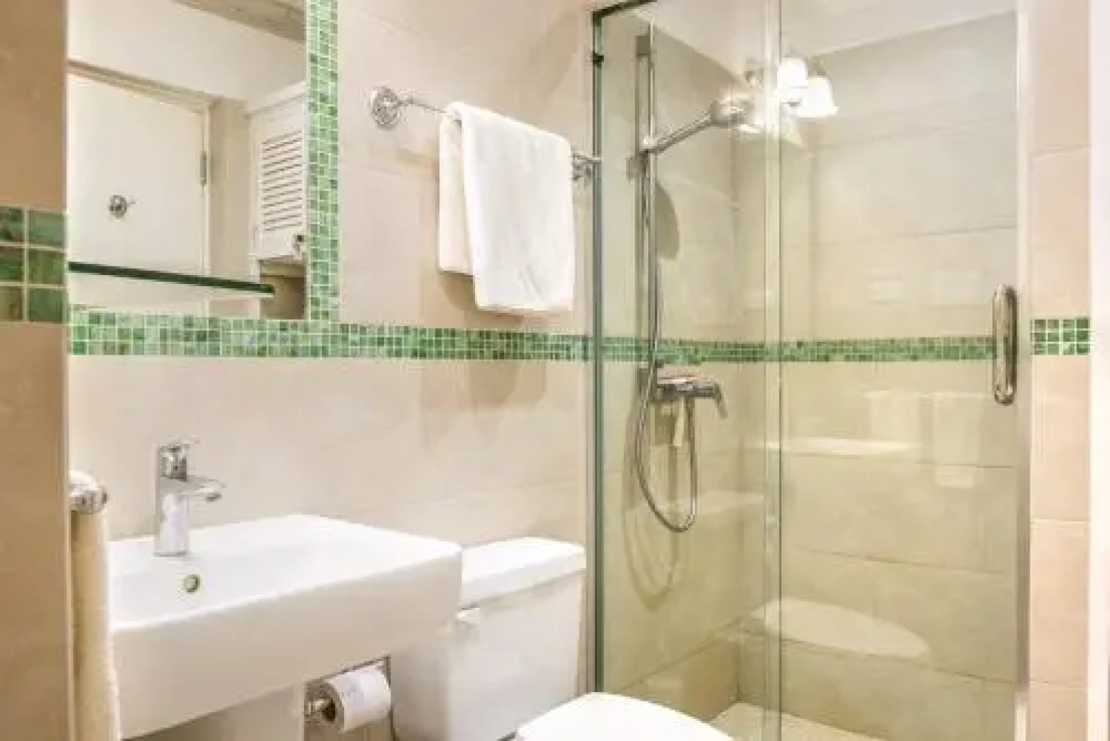 Coral Sands And Carib Edge