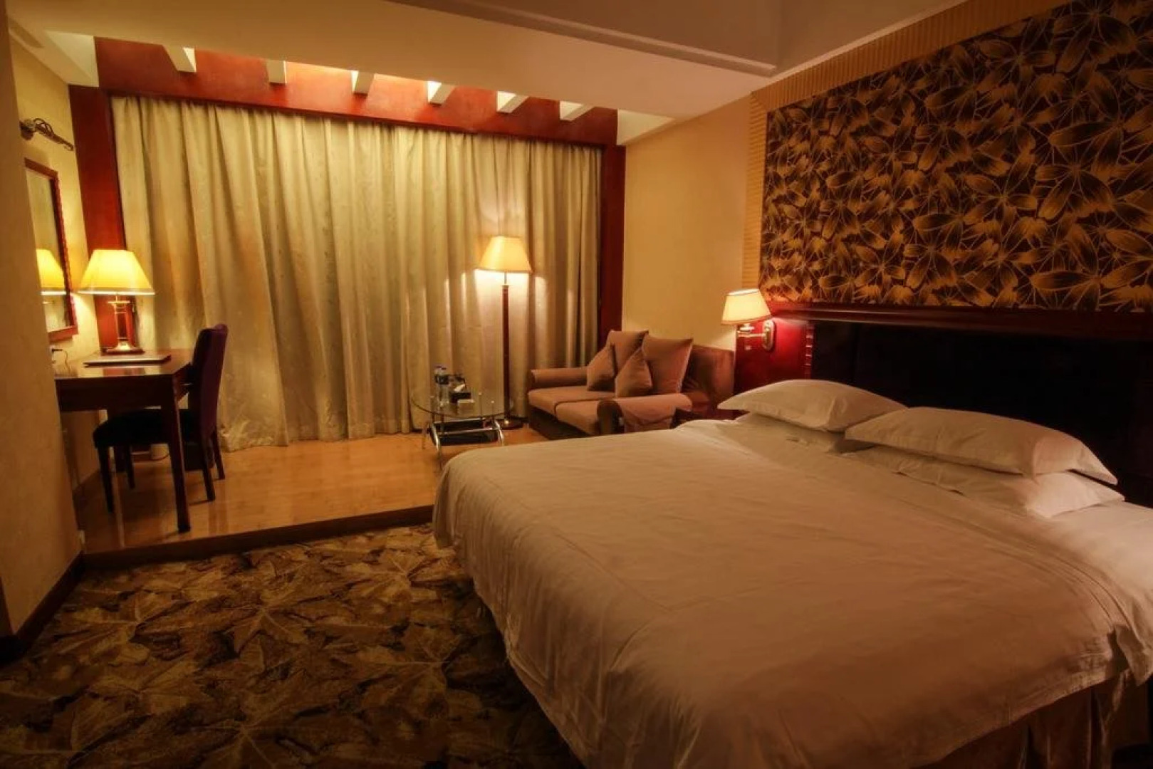 Changping Fulong Hotel