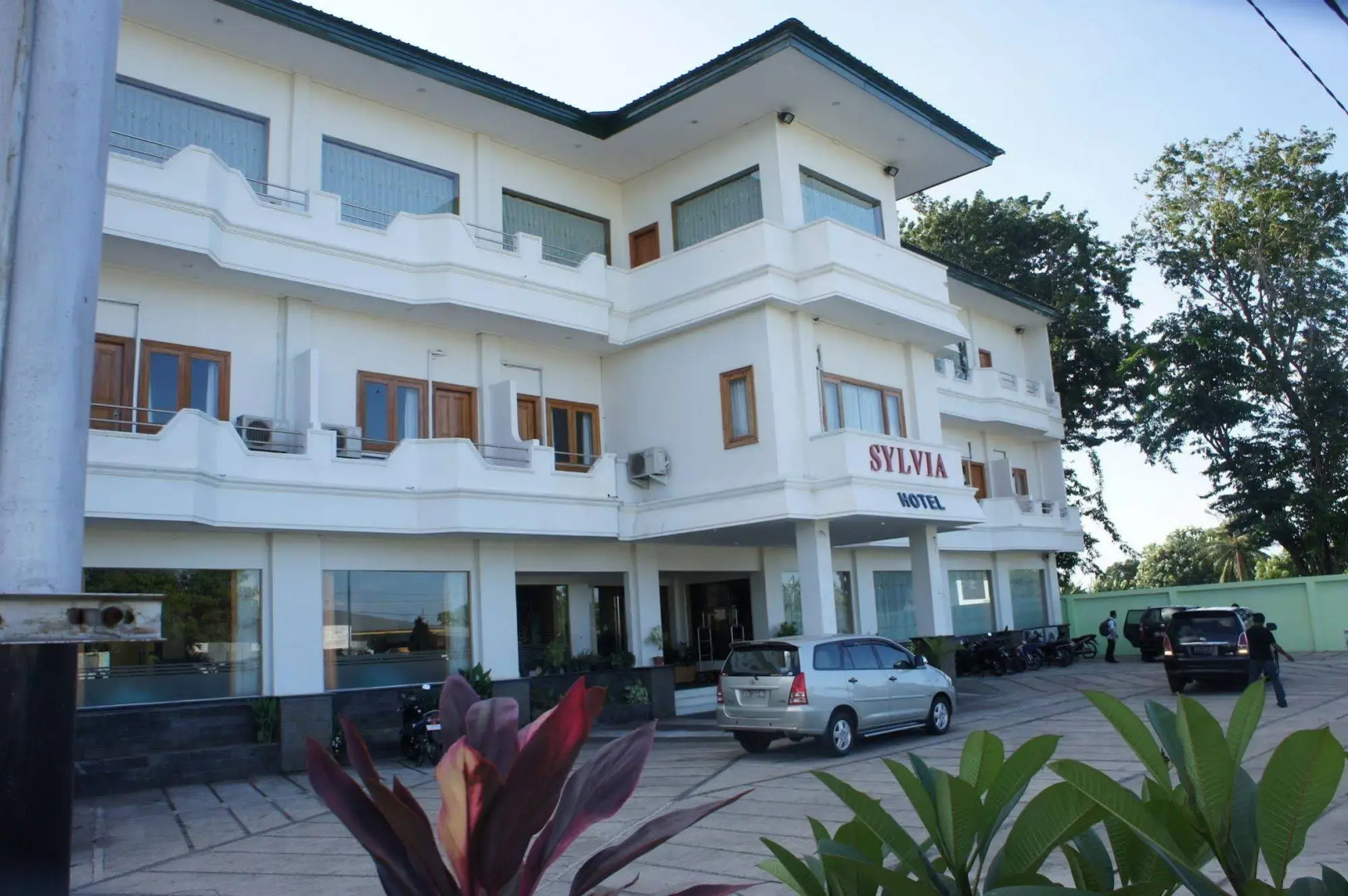 Sylvia Hotel Maumere